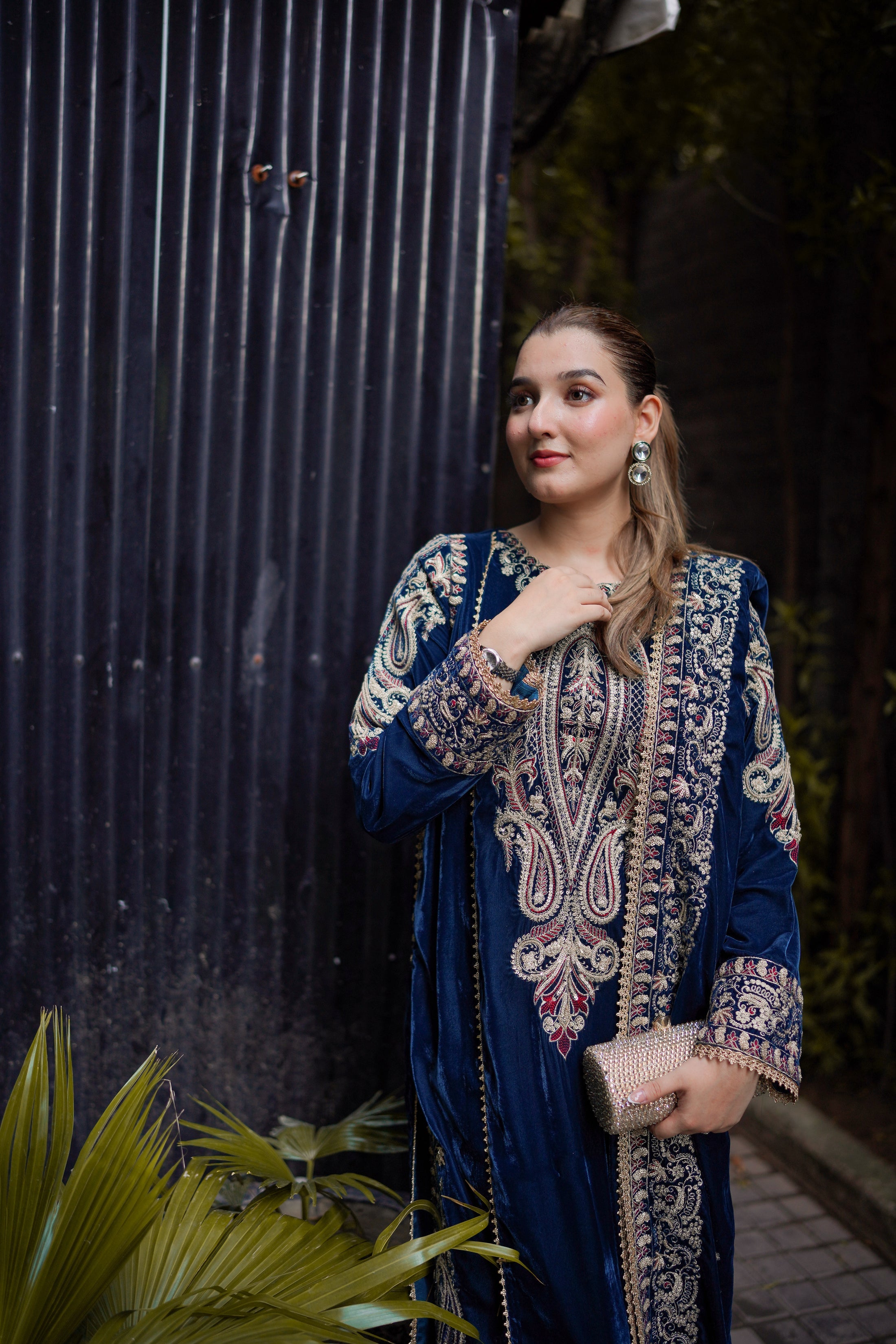 ANEELA’S EMBROIDERED VELVET - 3 PC UNSTITCHED