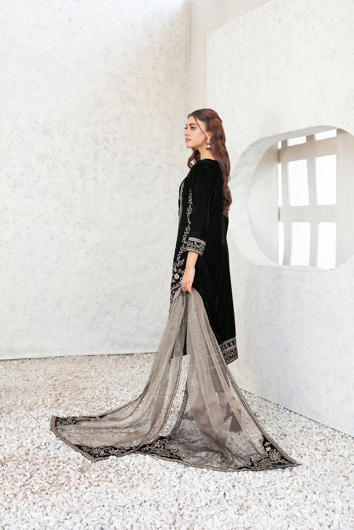 VELVET LUXURY EMBROIDERED - 3 PC UNSTITCHED