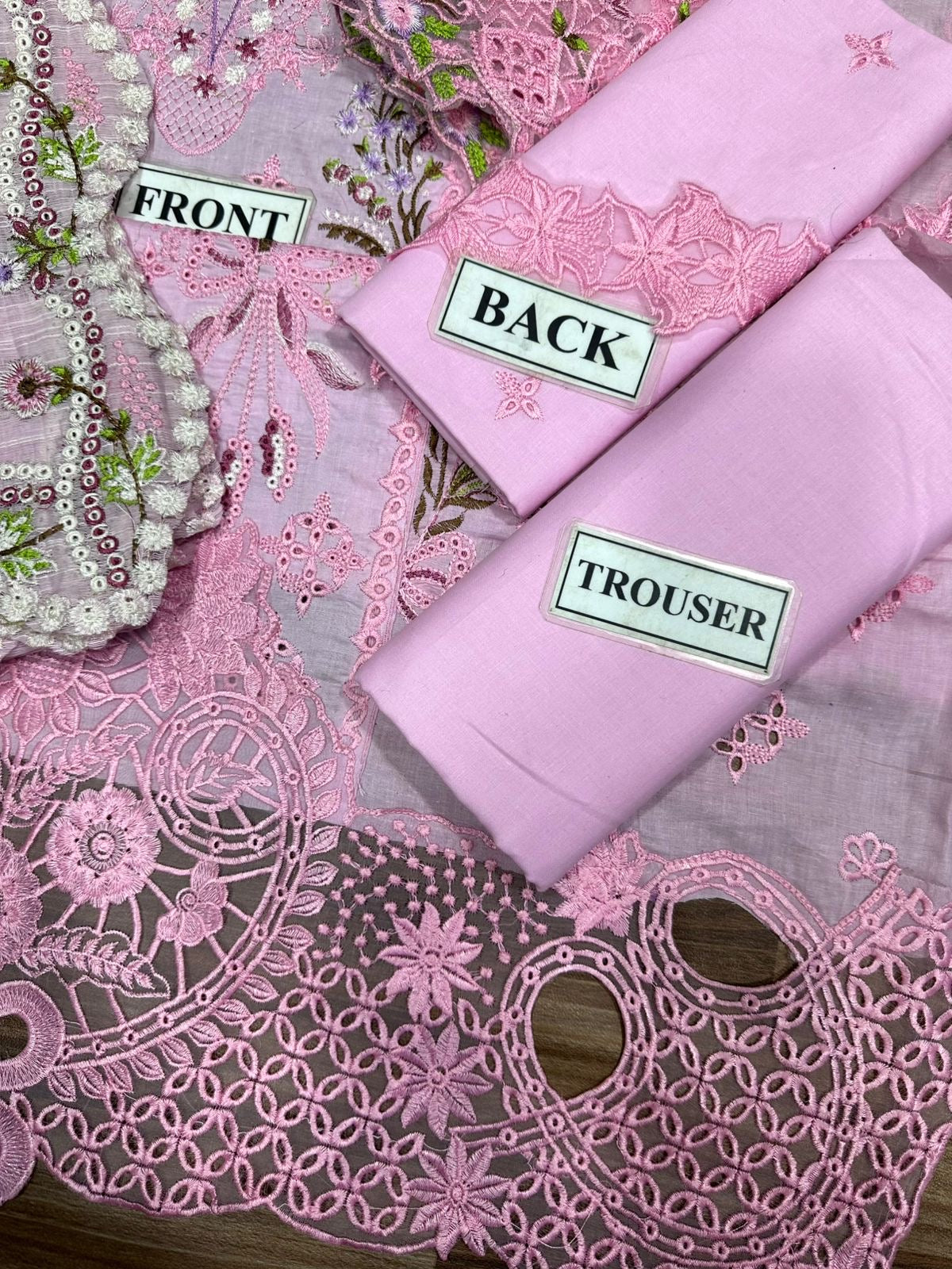 QALAMKAR EMBROIDERED CHIKANKARI LAWN - 3 PC UNSTITCHED