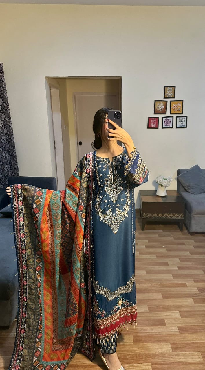 HOORAIN’S PRET LUXURY EMBROIDERED CHIFFON - 3 PC STITCHED