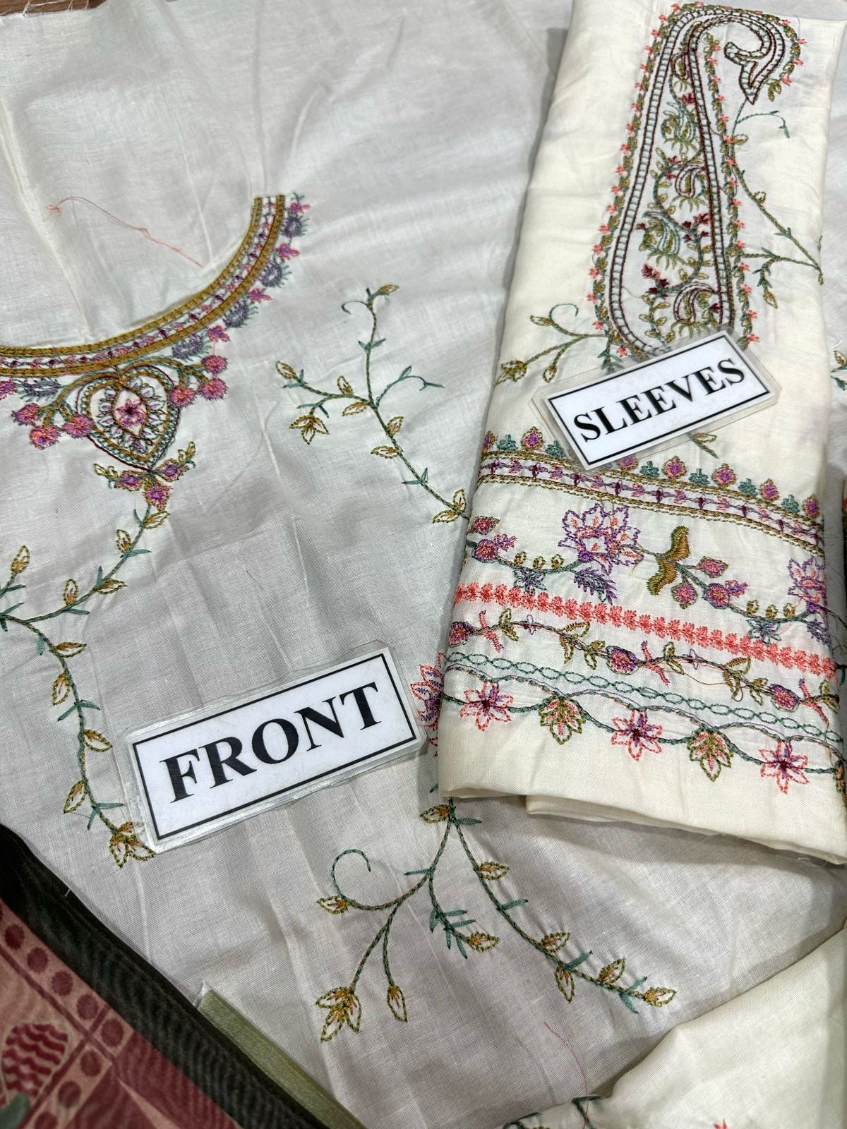 ZARA SHAHJAHAH EMBROIDERED LAWN - 3 PC UNSTITCHED