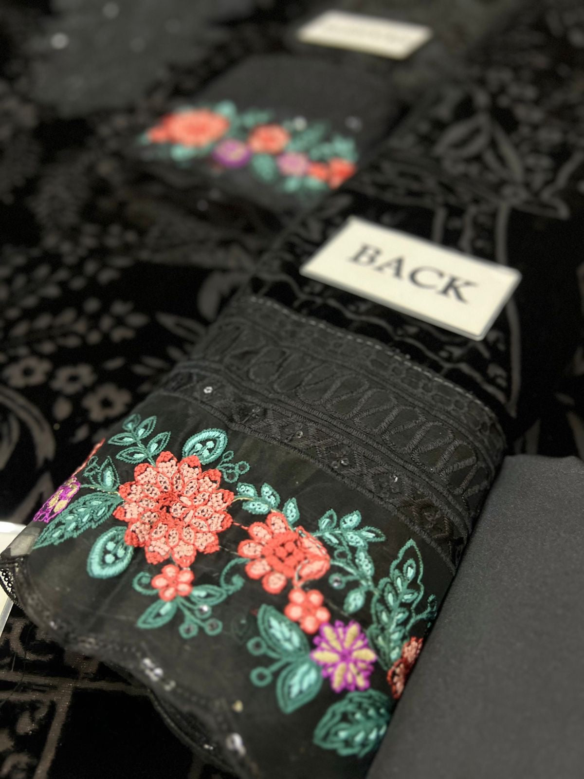 MARIA B PALACHI EMBROIDERED VELVET - 3 PC UNSTITCHED