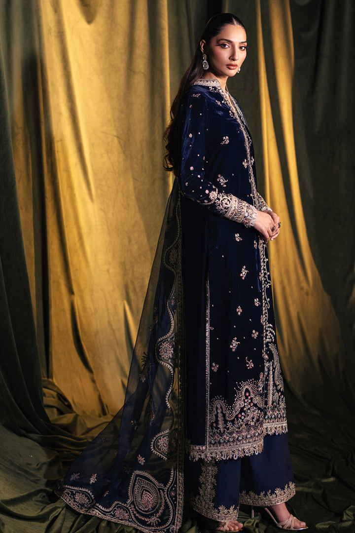 QALAMKAR LUXURY WEDDING EMBROIDERED VELVET - 3 PC UNSTITCHED