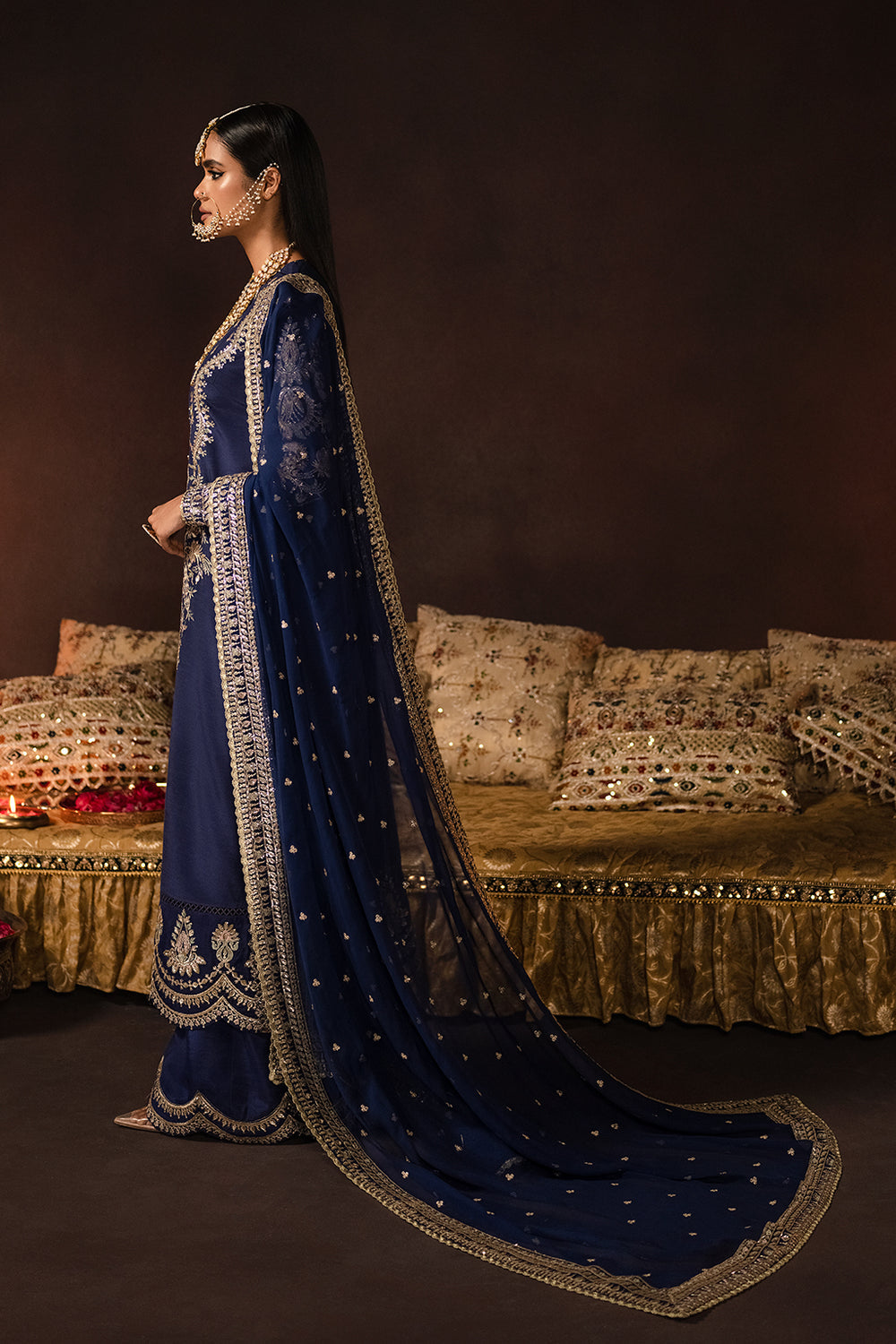 MAYA BY AFROZEH LUXURY VELVET EMBROIDERED - 3 PC UNSTITCHED