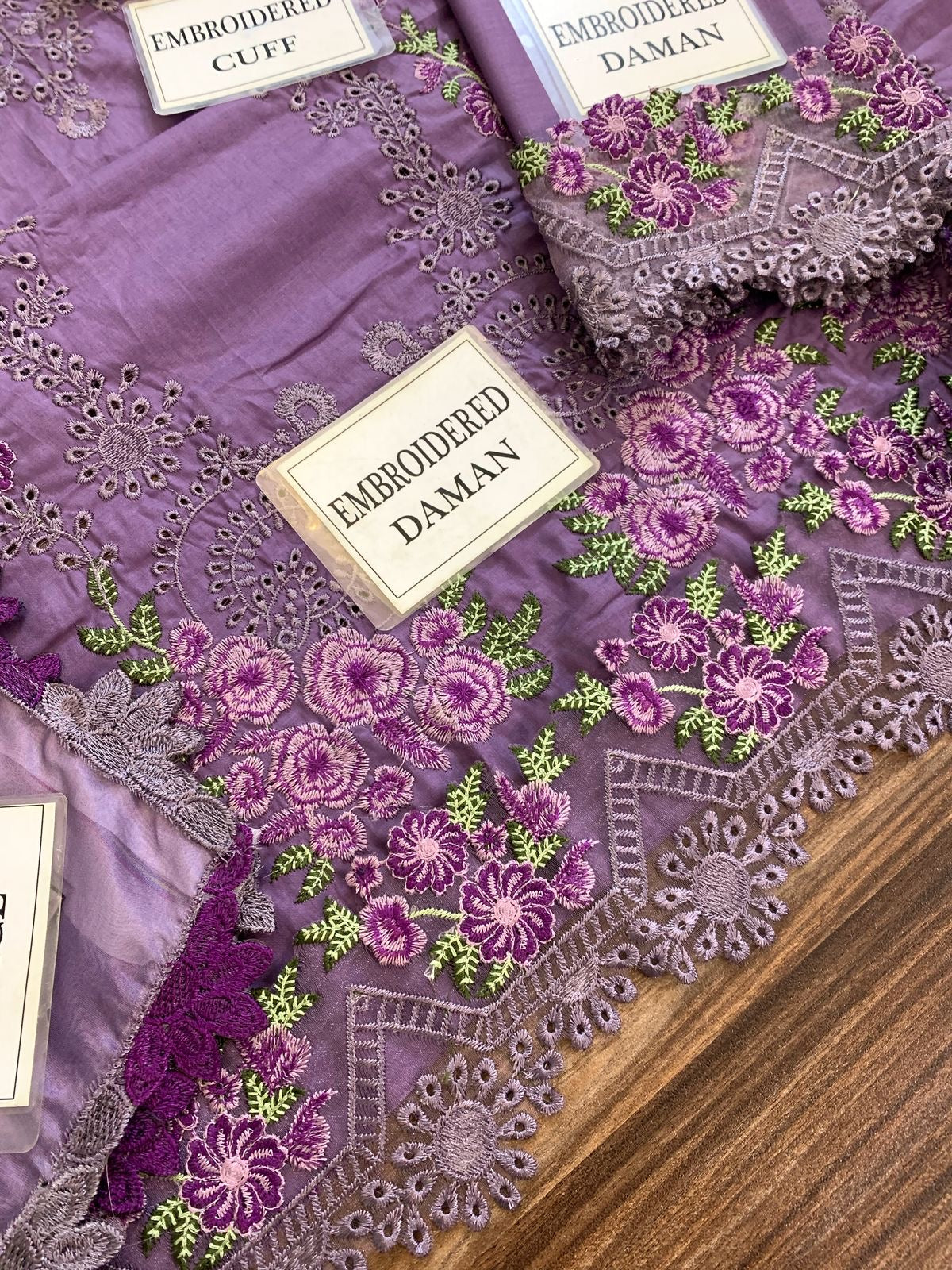 JADE CHIKANKARI EMBROIDERED LAWN - 3 PC UNSTITCHED