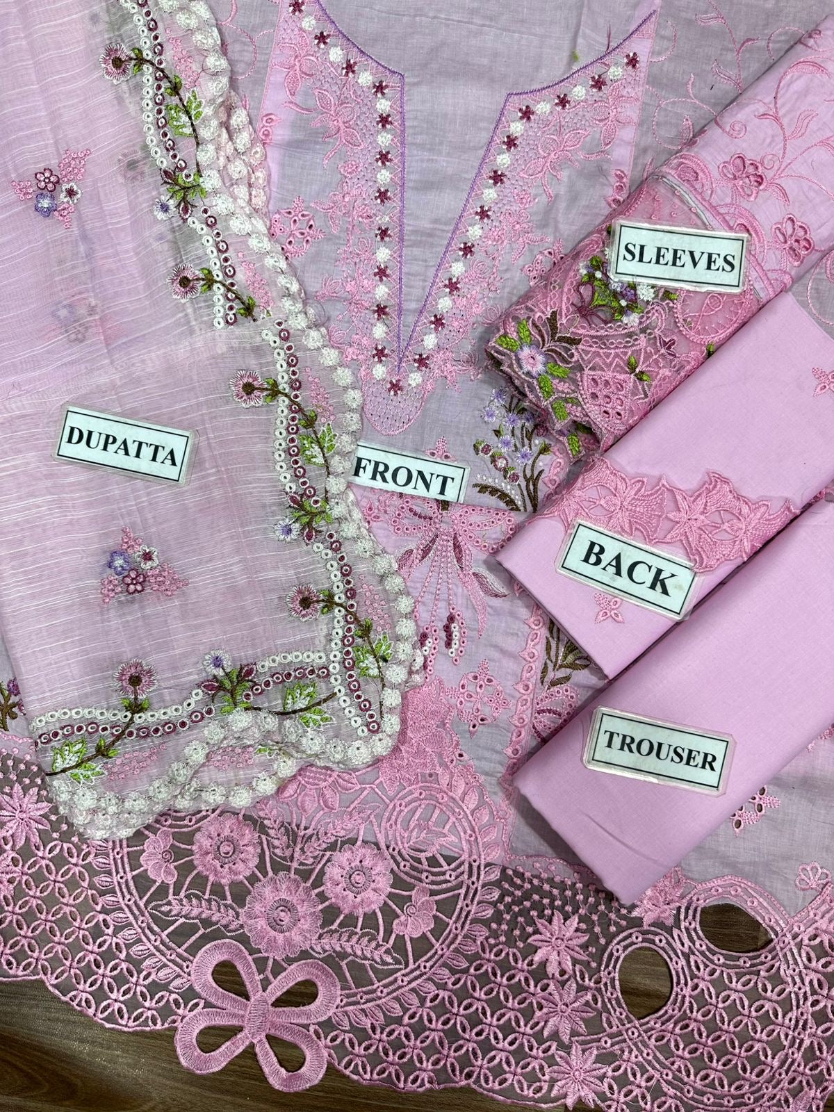 QALAMKAR EMBROIDERED CHIKANKARI LAWN - 3 PC UNSTITCHED