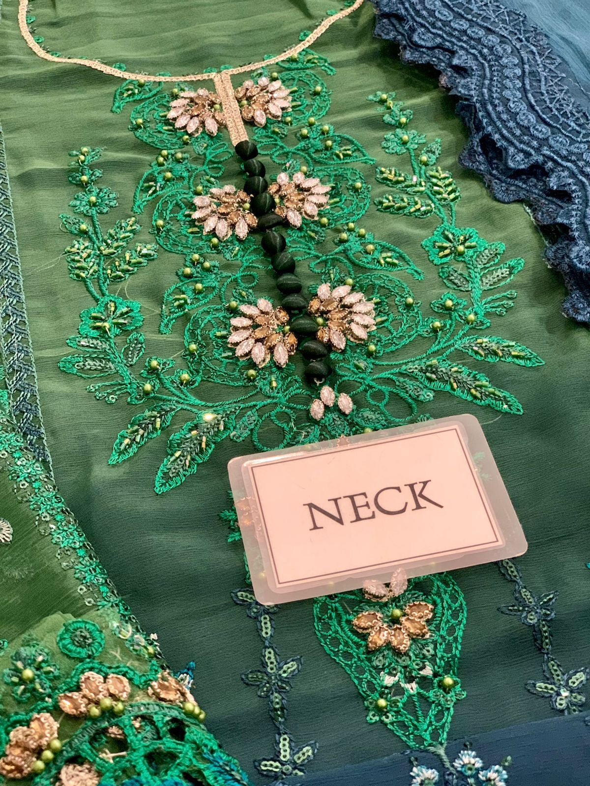 MARIA B EMBROIDERED CHIFFON HAND EMBELLISHED - 3 PC UNSTITCHED