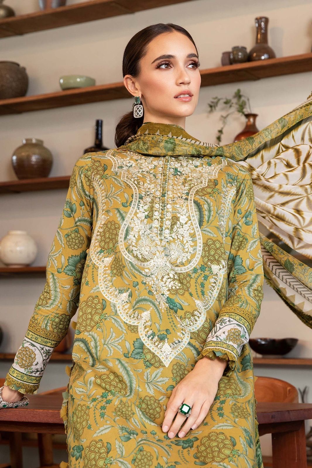 MARIA B FORMALS PRINTED EMBROIDERED LAWN - 3 PC UNSTITCHED