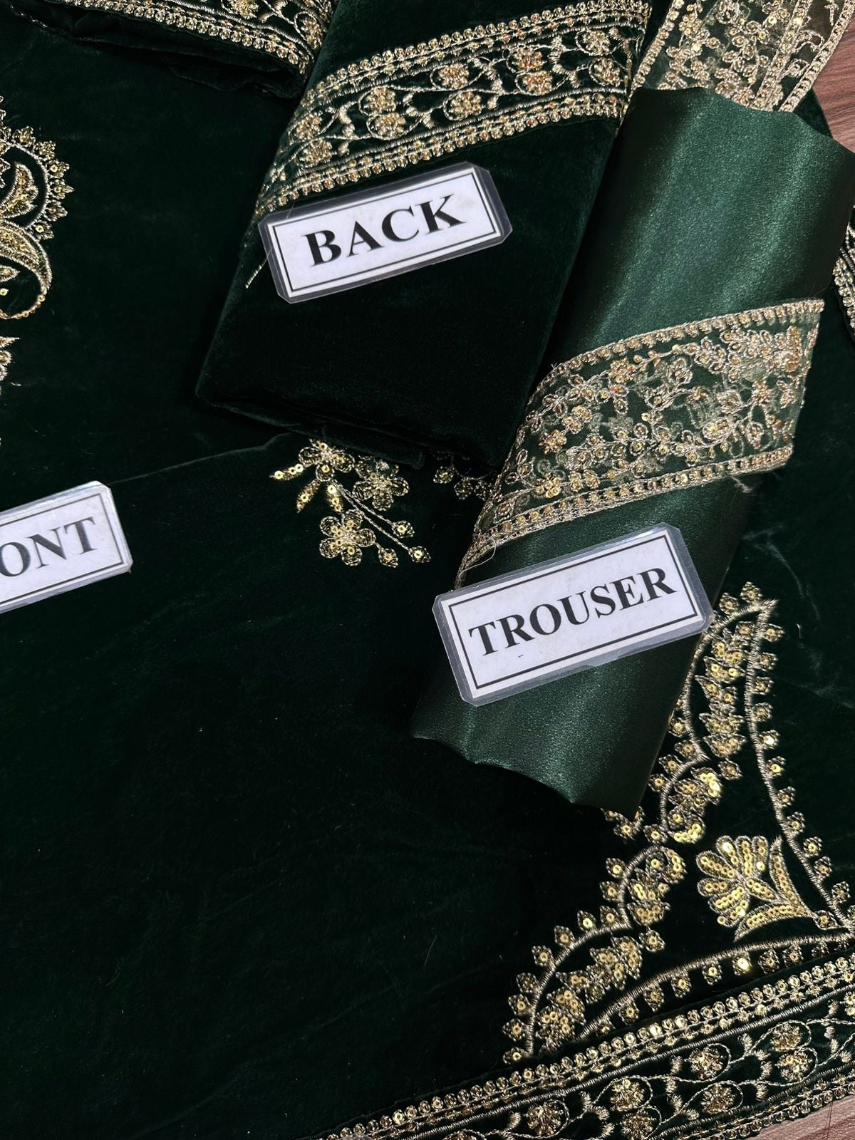 MINA HASSAN MICRO 9000 VELVET EMBROIDERED - 3 PC UNSTITCHED