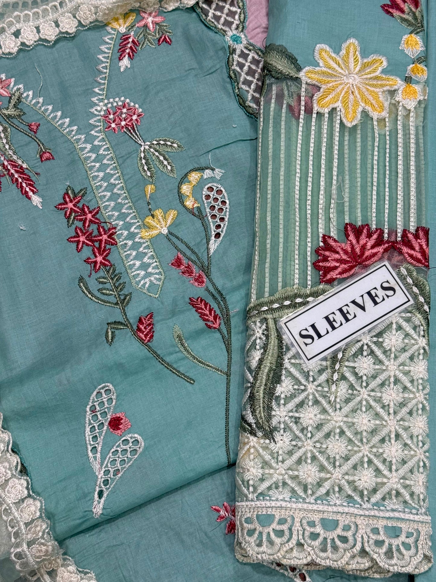 CRIMSON LUXURY EMBROIDERED LAWN - 3 PC UNSTITCHED