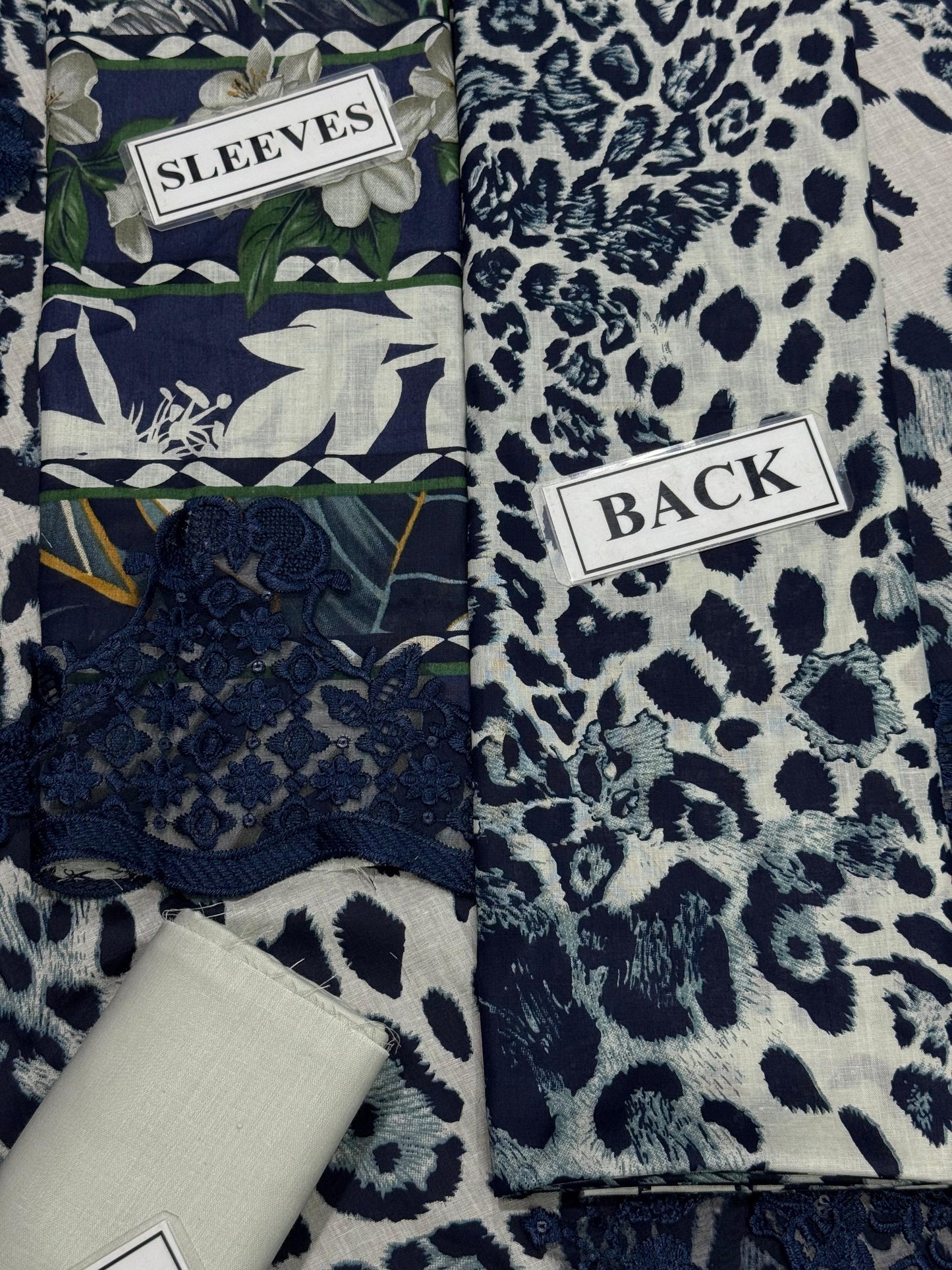 ELAF DIGITAL PRINTED EMBROIDERED LAWN - 3 PC UNSTITCHED