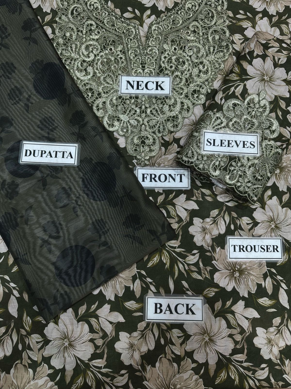 BAROQUE FORMALS PRINTED EMBROIDERED LAWN - 3 PC UNSTITCHED