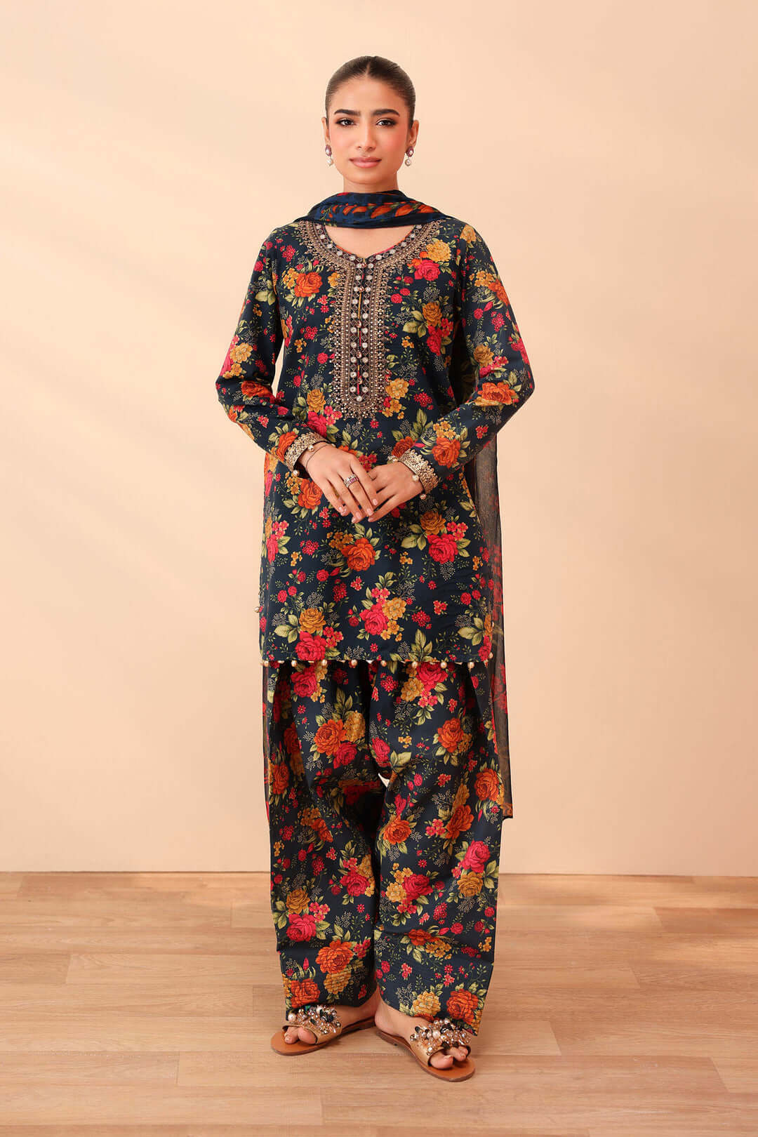 MARIA B FORMALS EMBROIDERED LAWN - 3 PC UNSTITCHED