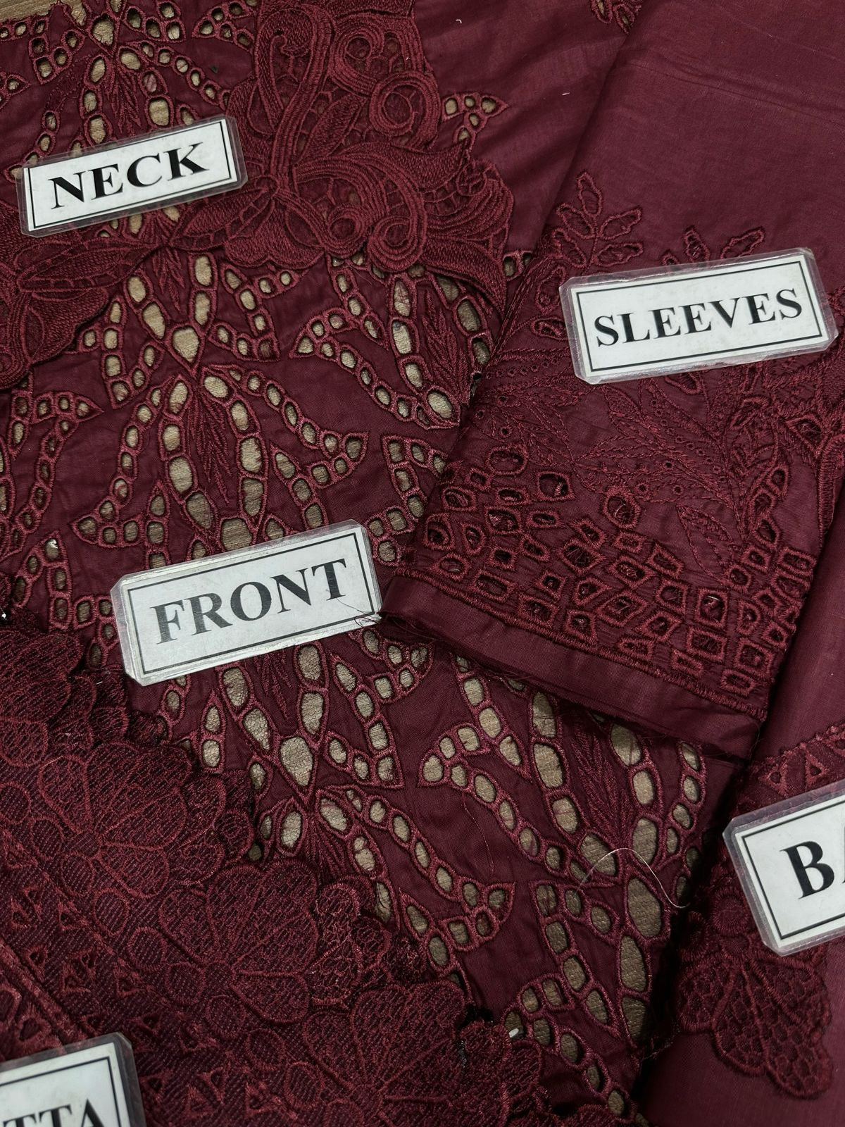 RANG RASIYA EMBROIDERED CHIKANKARI LAWN - 3 PC UNSTITCHED