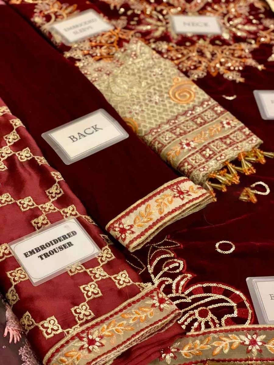 NUREH LUXURY EMBROIDERED VELVET - 3 PC UNSTITCHED