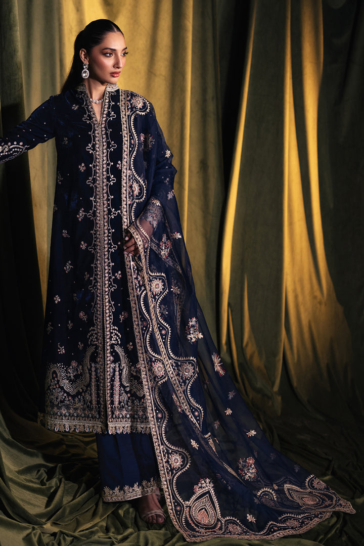 QALAMKAR LUXURY WEDDING EMBROIDERED VELVET - 3 PC UNSTITCHED