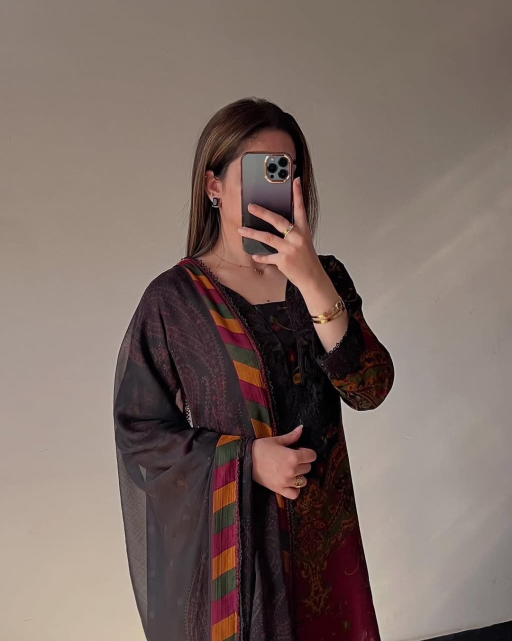 HOORAINS PRET EMBROIDERED LAWN - 3 PC STITCHED