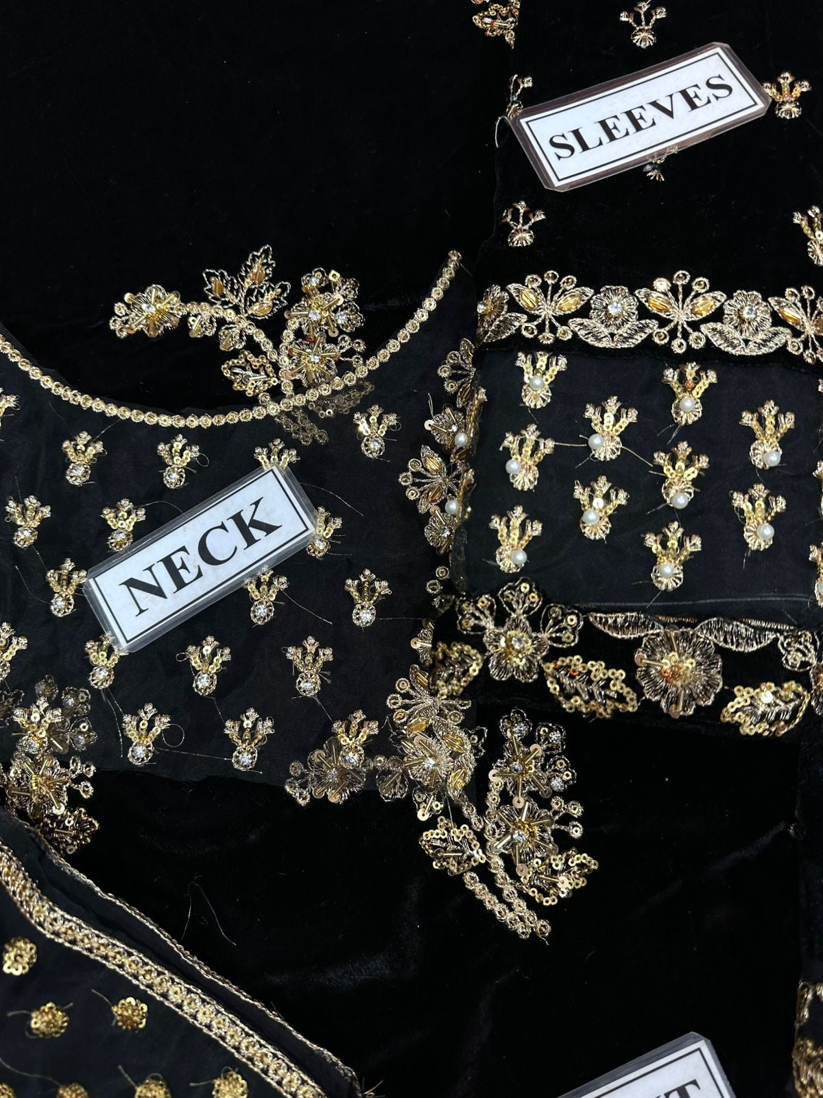 AFROZEH 9000 MICRO VELVET EMBROIDERED - 3 PC UNSTITCHED