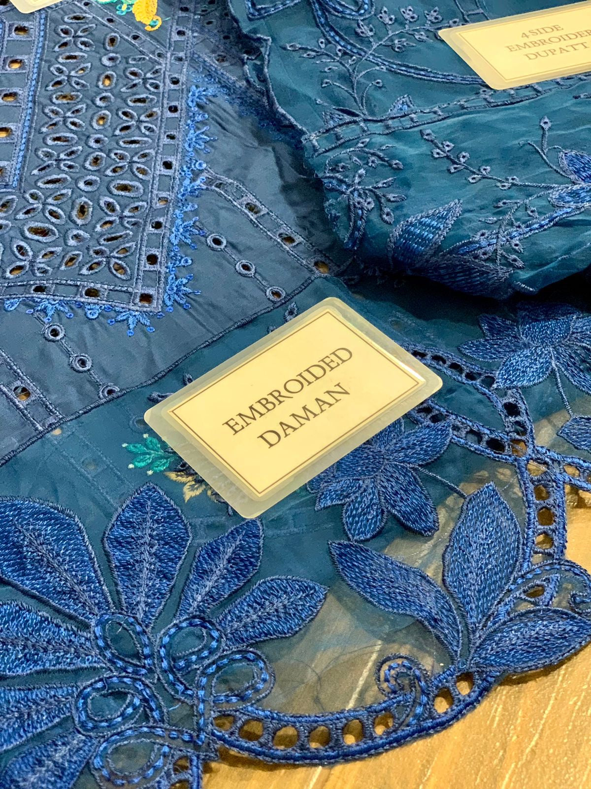 MARIA B CHIKANKARI EMBROIDERED LAWN - 3 PC UNSTITCHED