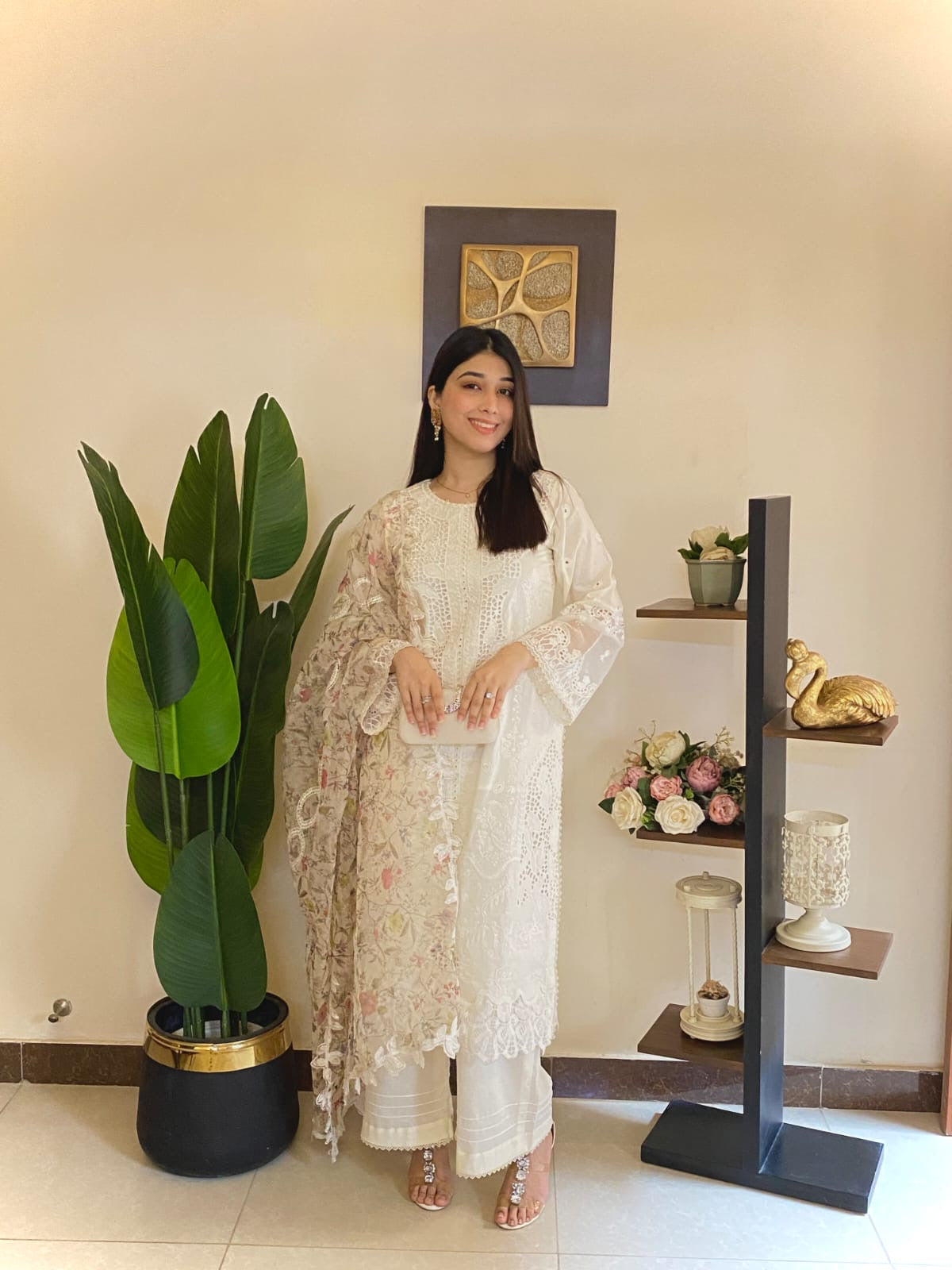 HOORAIN’S PRET EMBROIDERED CHIKANKARI LAWN - 3 PC STITCHED
