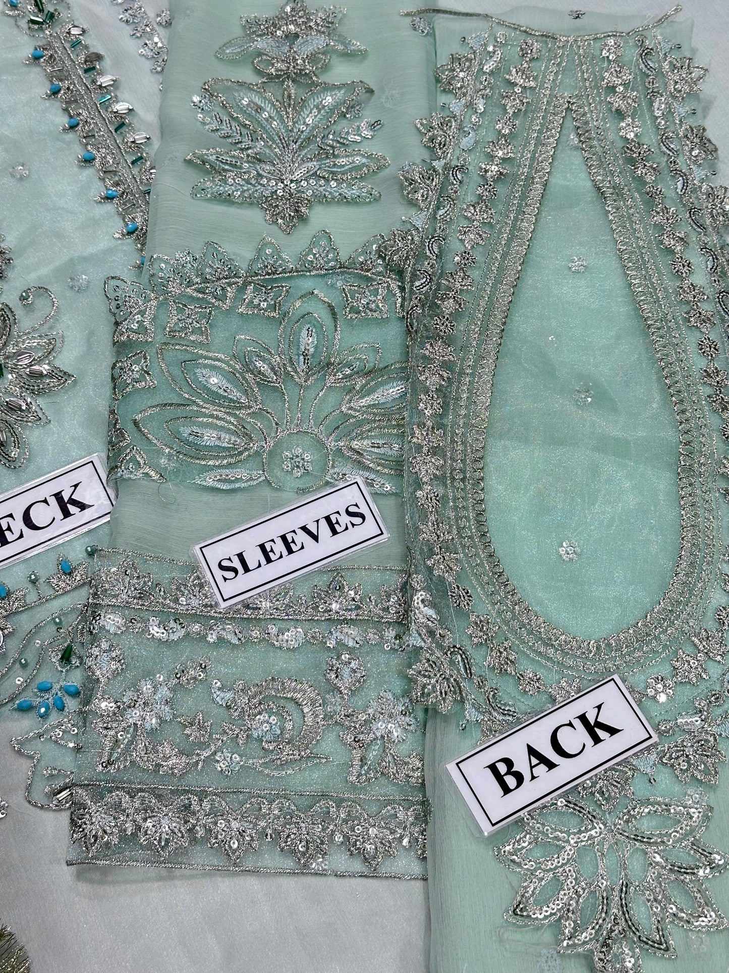 ALIZEH LUXURY CHIFFON EMBROIDERED - 3 PC UNSTITCHED