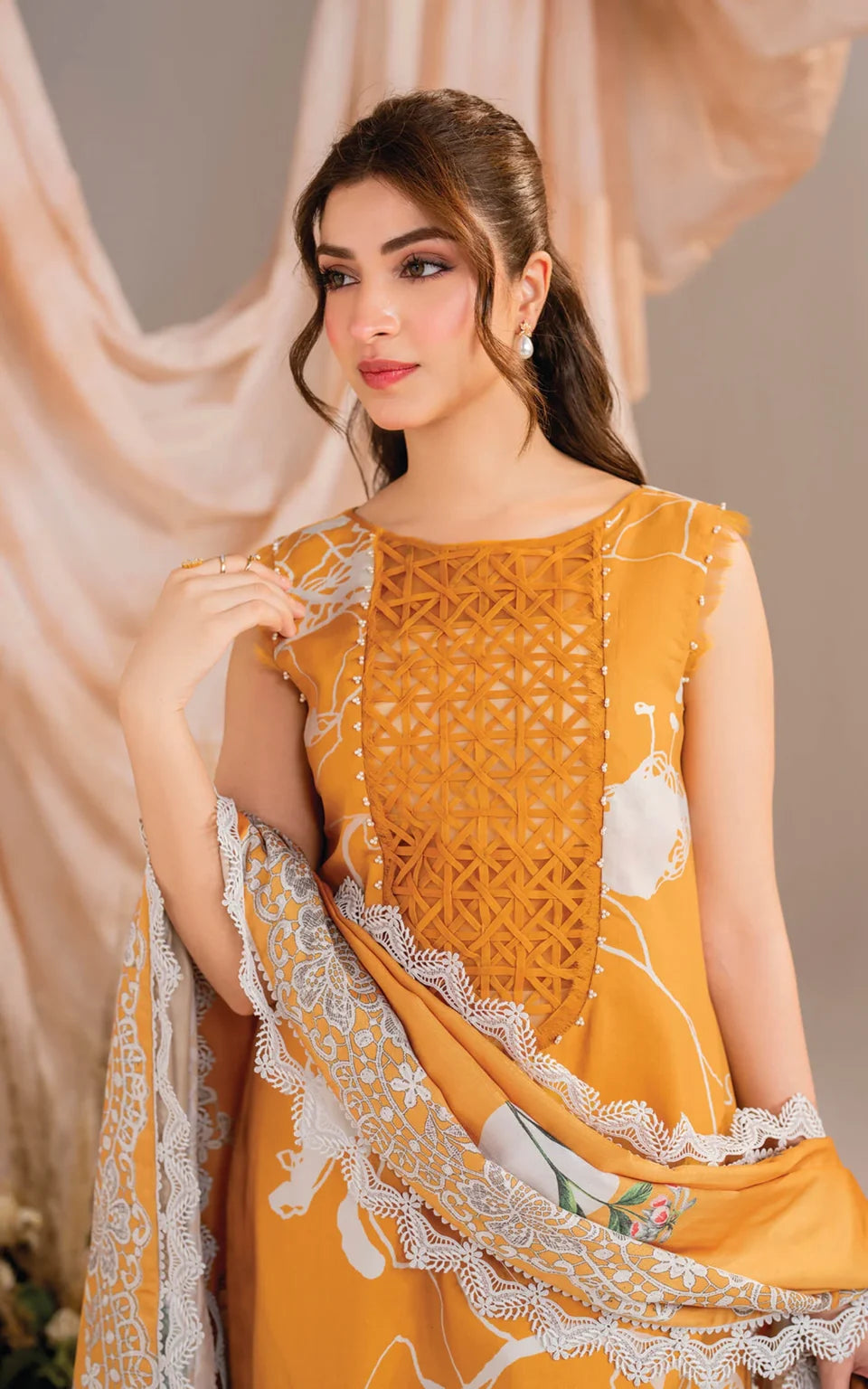 ASIFA NABEEL PRINTED EMBROIDERED LAWN - 3 PC UNSTITCHED