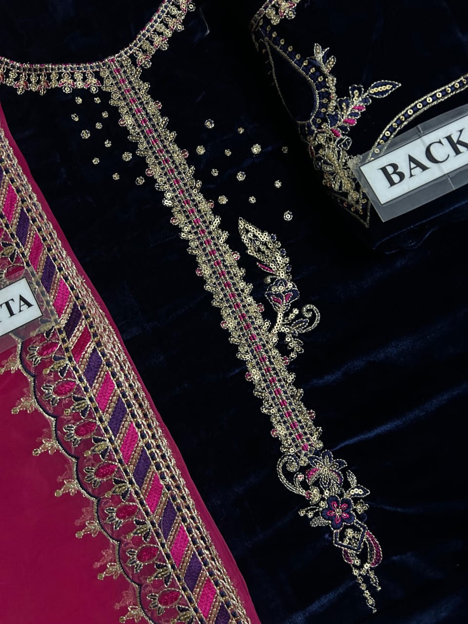 NAQASHI EMBROIDERED 9000 MICRO VELVET - 3 PC UNSTITCHED