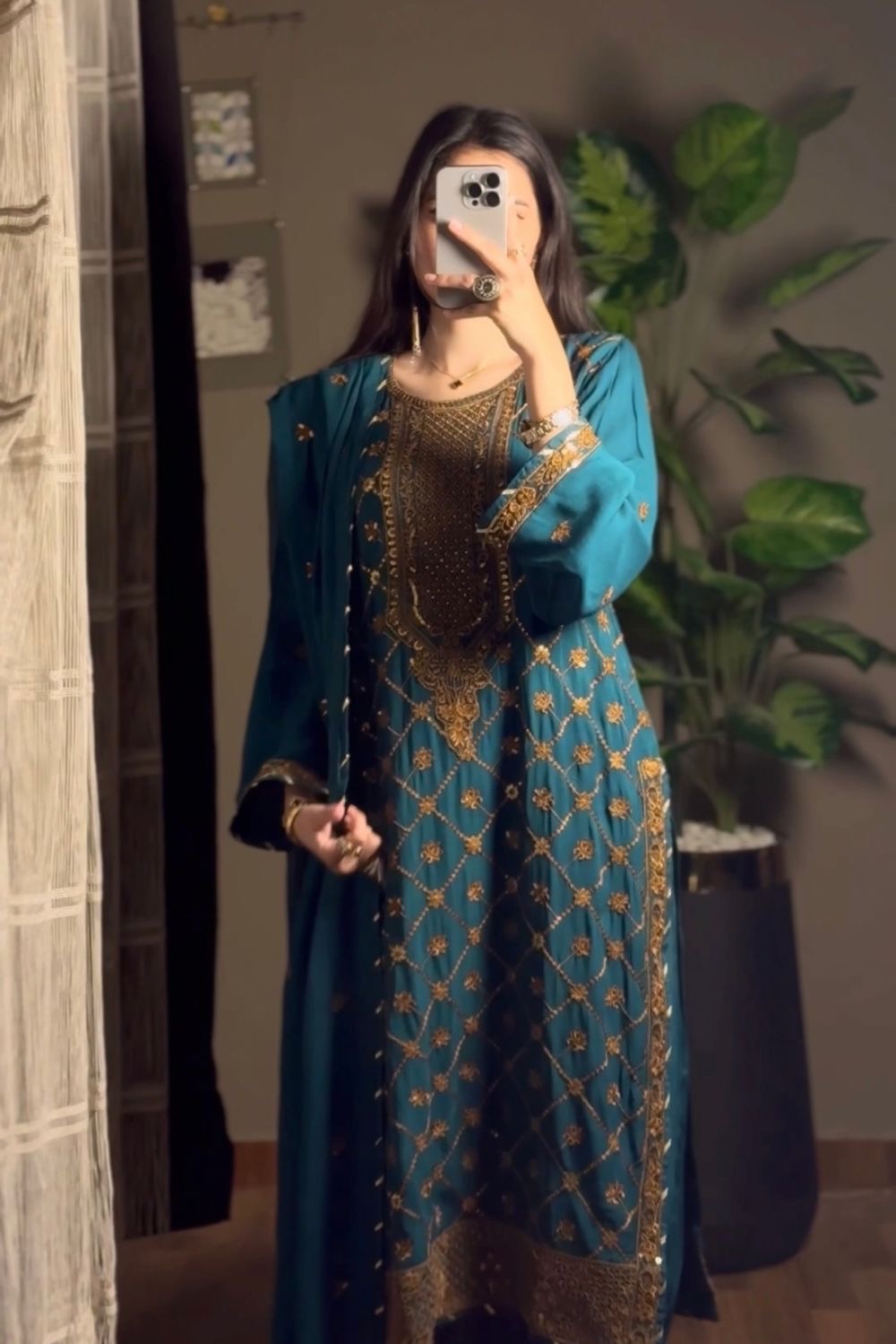HOORAIN’S PRET LUXURY EMBROIDERED CHIFFON - 3 PC STITCHED