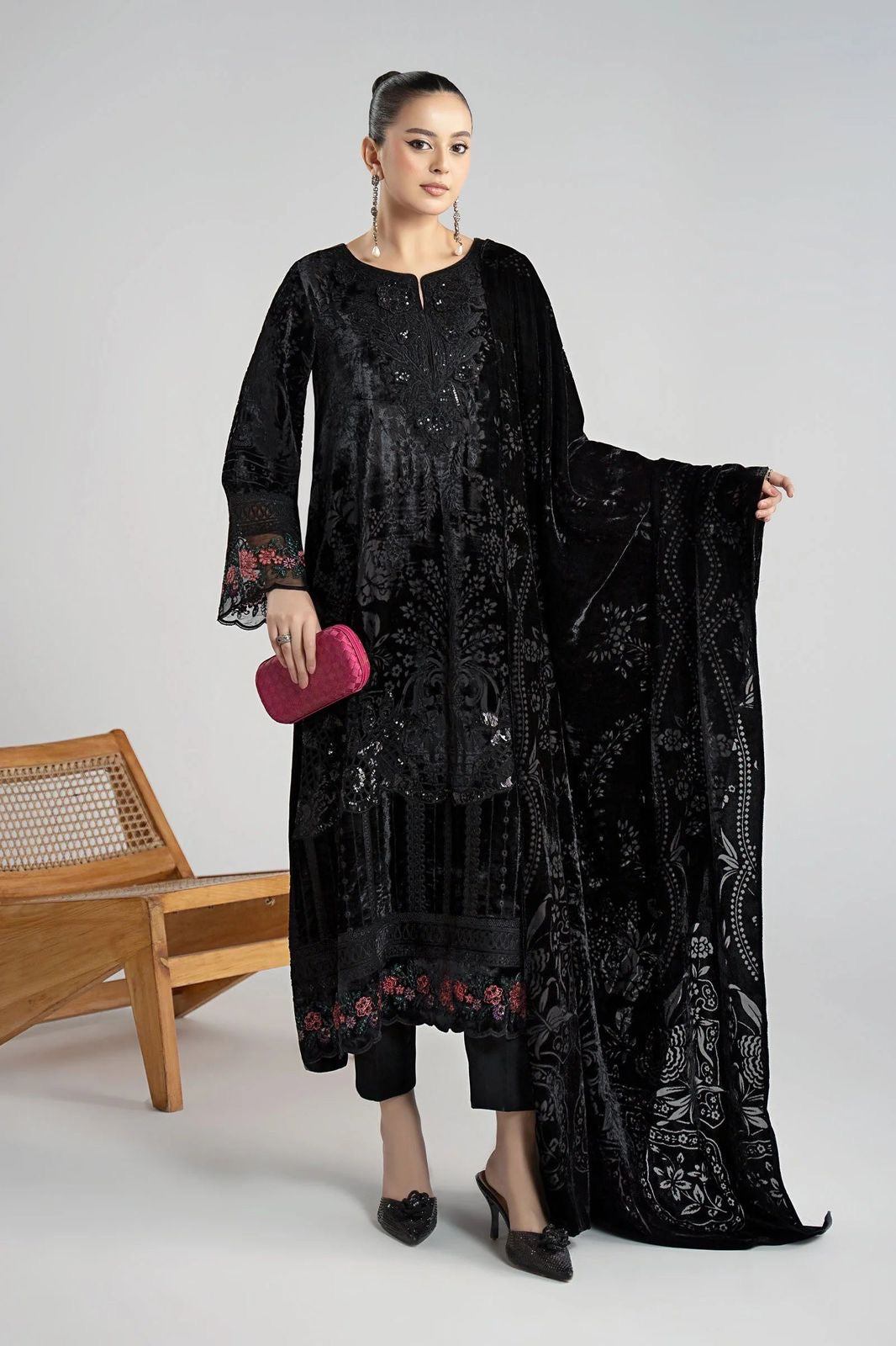 MARIA B PALACHI EMBROIDERED VELVET - 3 PC UNSTITCHED