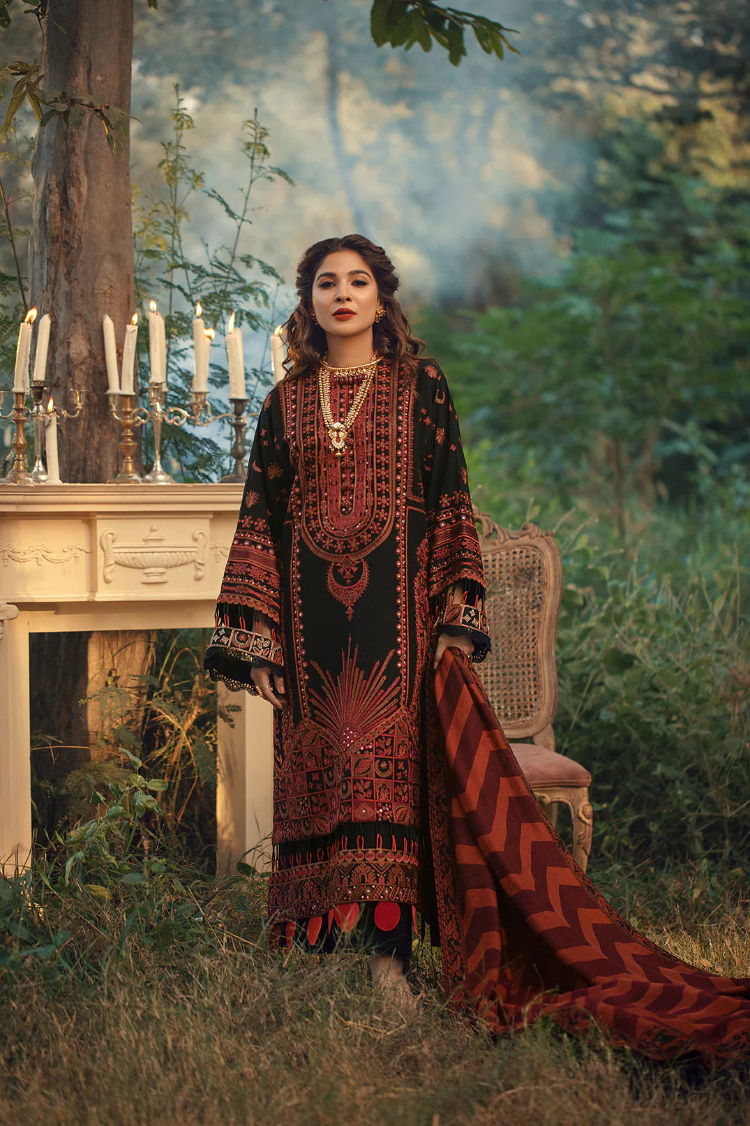 MARYAM HUSSAIN EMBROIDERED LAWN - 3 PC UNSTITCHED