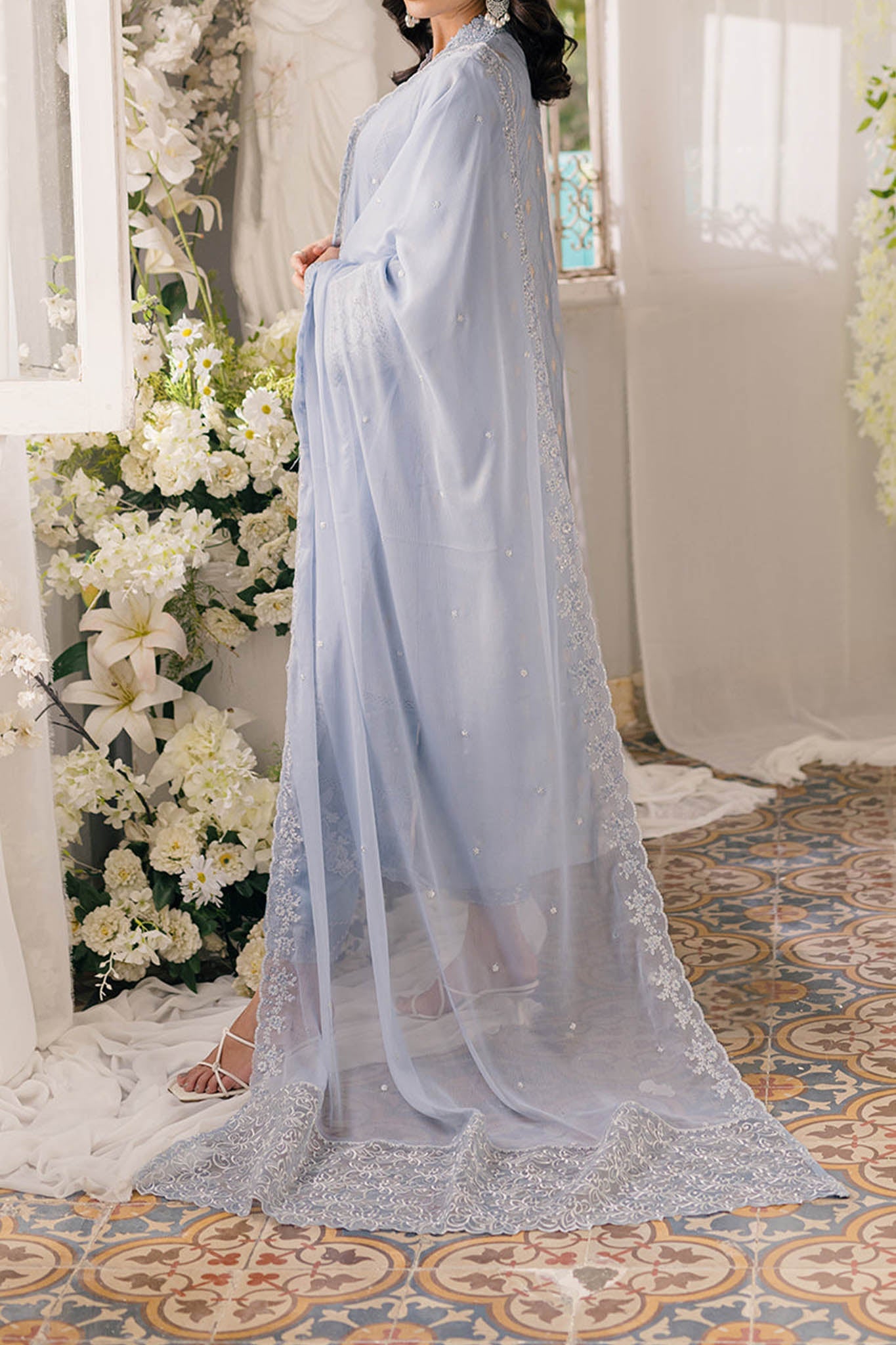 AZURE BAREEZE LAWN EMBROIDERED - 3 PC UNSTITCHED