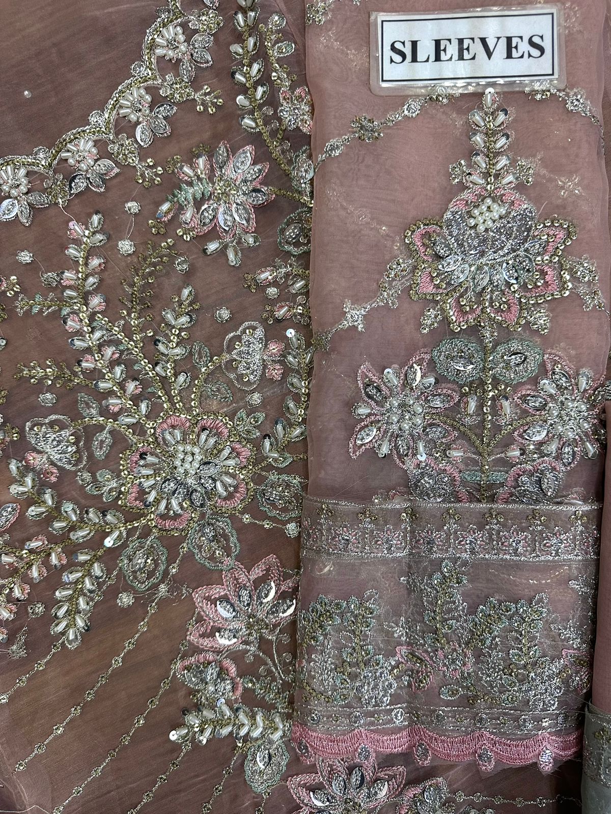 MARIA B LUXURY WEDDING EMBROIDERED ORGANZA - 3 PC UNSTITCHED