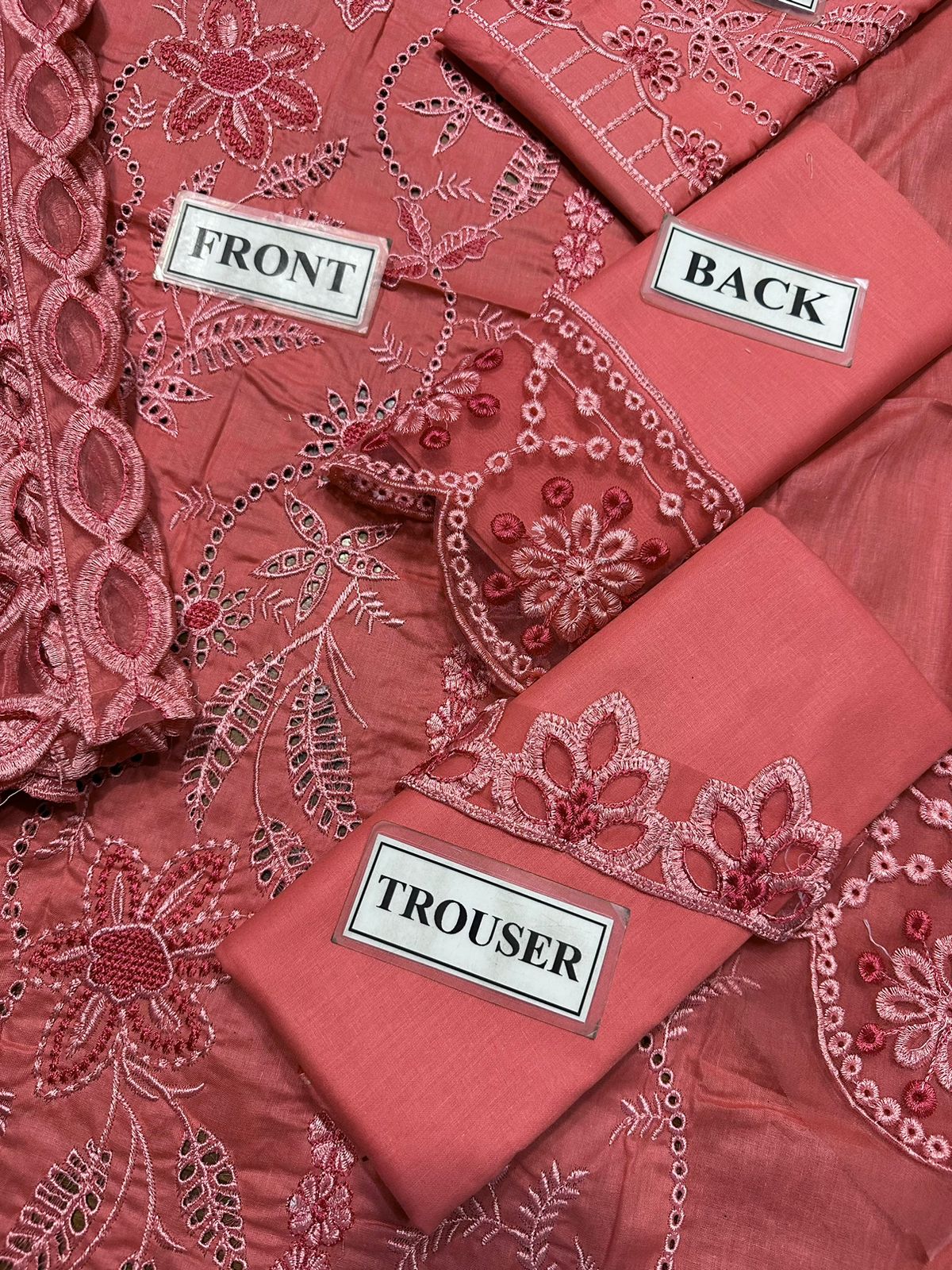 RANG RASIYA LUXURY CHIKANKARI EMBROIDERED LAWN - 3 PC UNSTITCHED