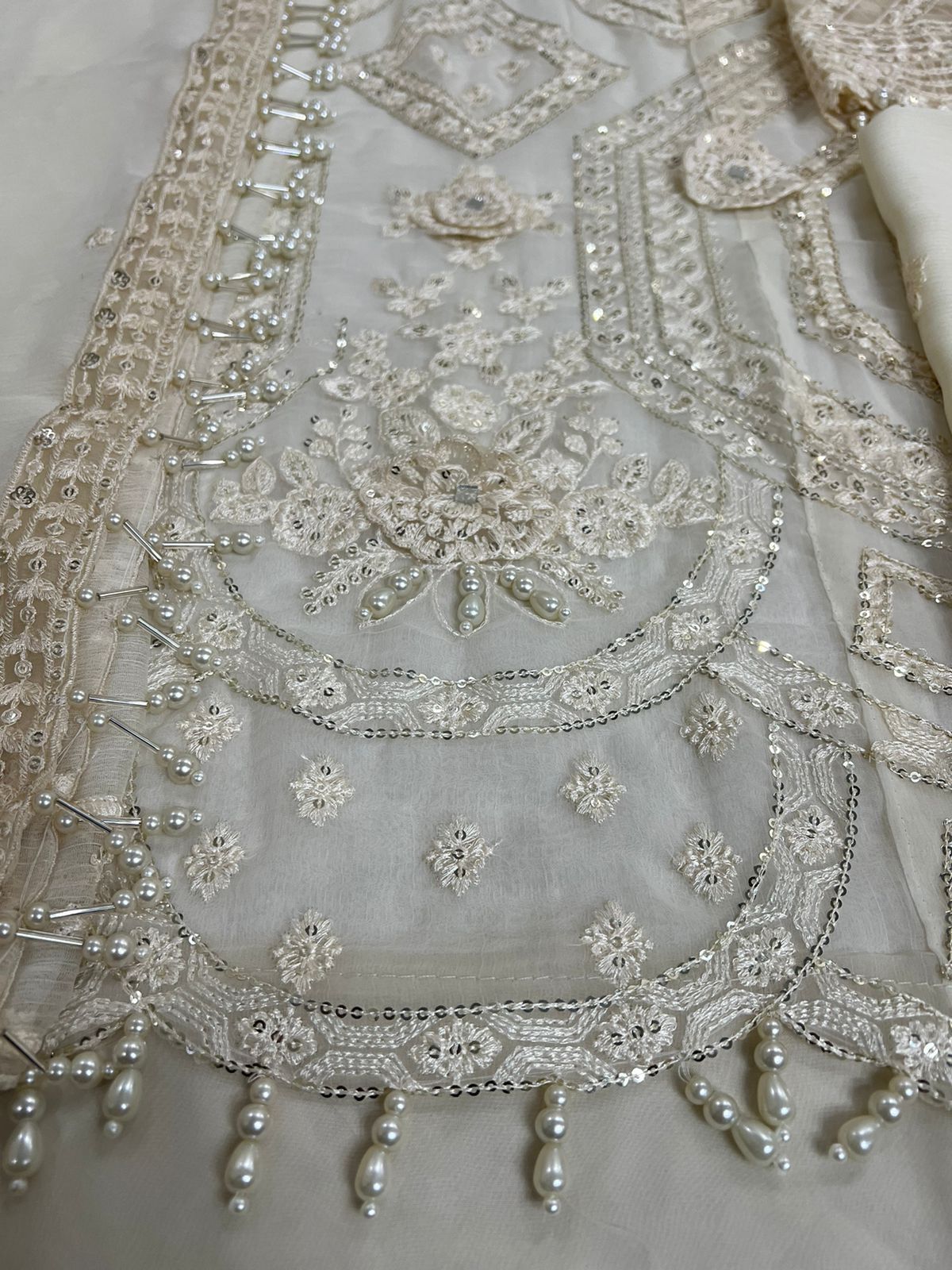 MARIA B LUXURY WEDDING EMBROIDERED CHIFFON - 3 PC UNSTITCHED