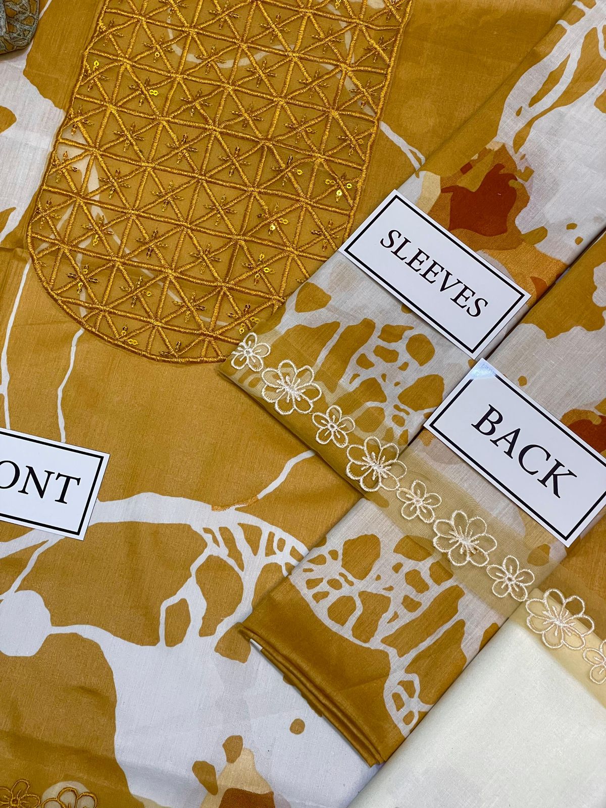 ASIFA NABEEL PRINTED EMBROIDERED LAWN - 3 PC UNSTITCHED