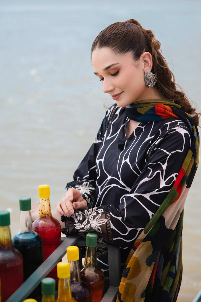 MARIA B LUXURY PRINTED EMBROIDERED LAWN - 3 PC UNSTITCHED