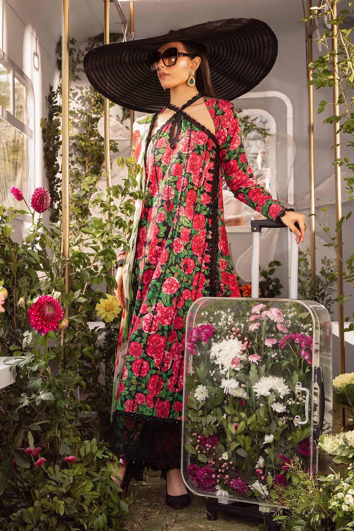 MARIA B LUXURY EMBROIDERED LAWN - 3 PC UNSTITCHED