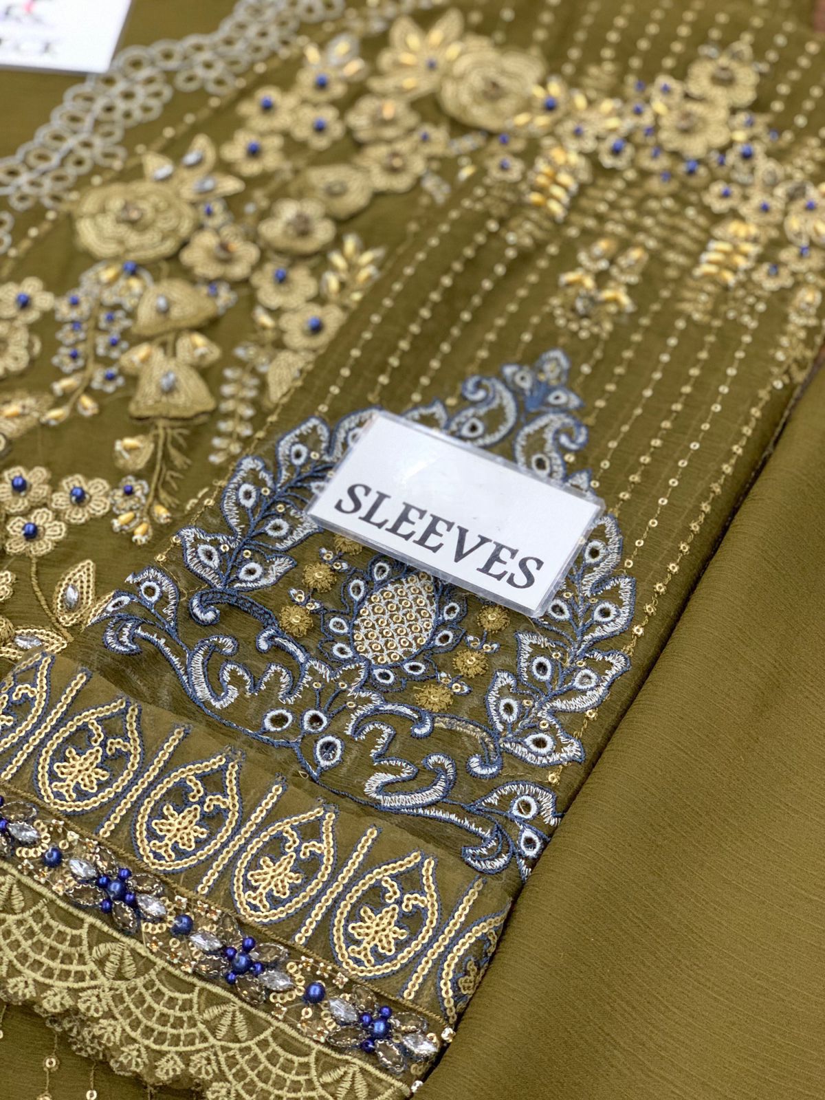 MARIA B LUXURY WEDDING EMBROIDERED CHIFFON - 3 PC UNSTITCHED