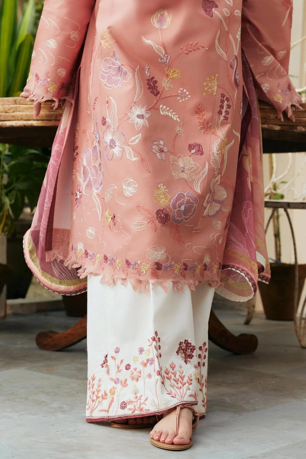 ZARA SHAHJAHAN LUXURY EMBROIDERED LAWN - 3 PC UNSTITCHED