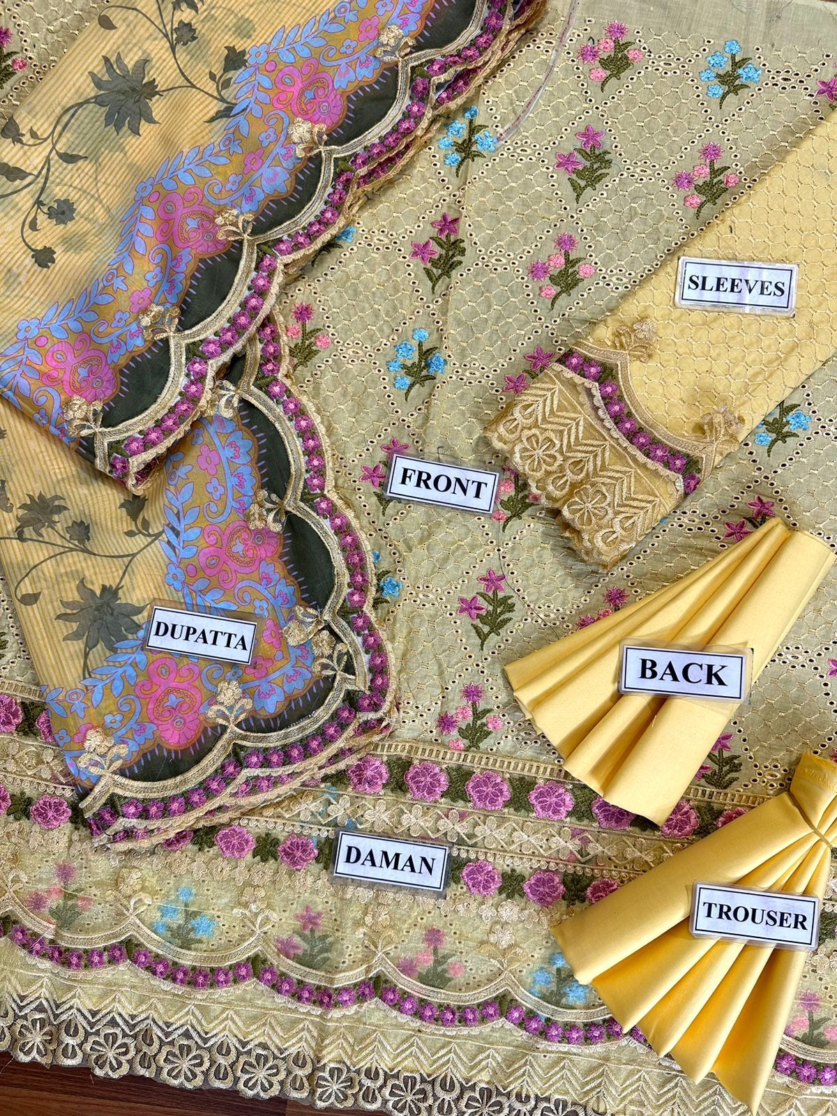 SOBIA NAZIR LUXURY CHIKANKARI LAWN - 3 PC UNSTITCHED SUIT