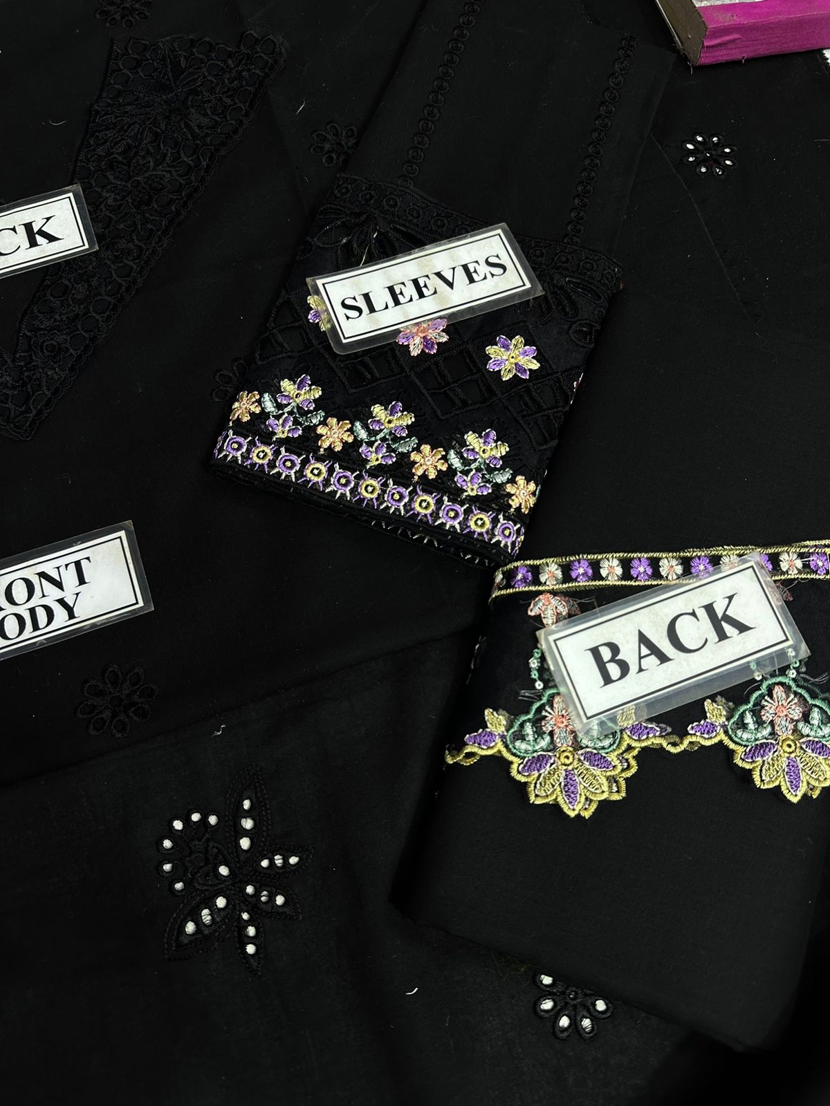 BAROQUE LUXURY CHIKANKARI EMBROIDERED LAWN MAXI - 3 PC UNSTITCHED