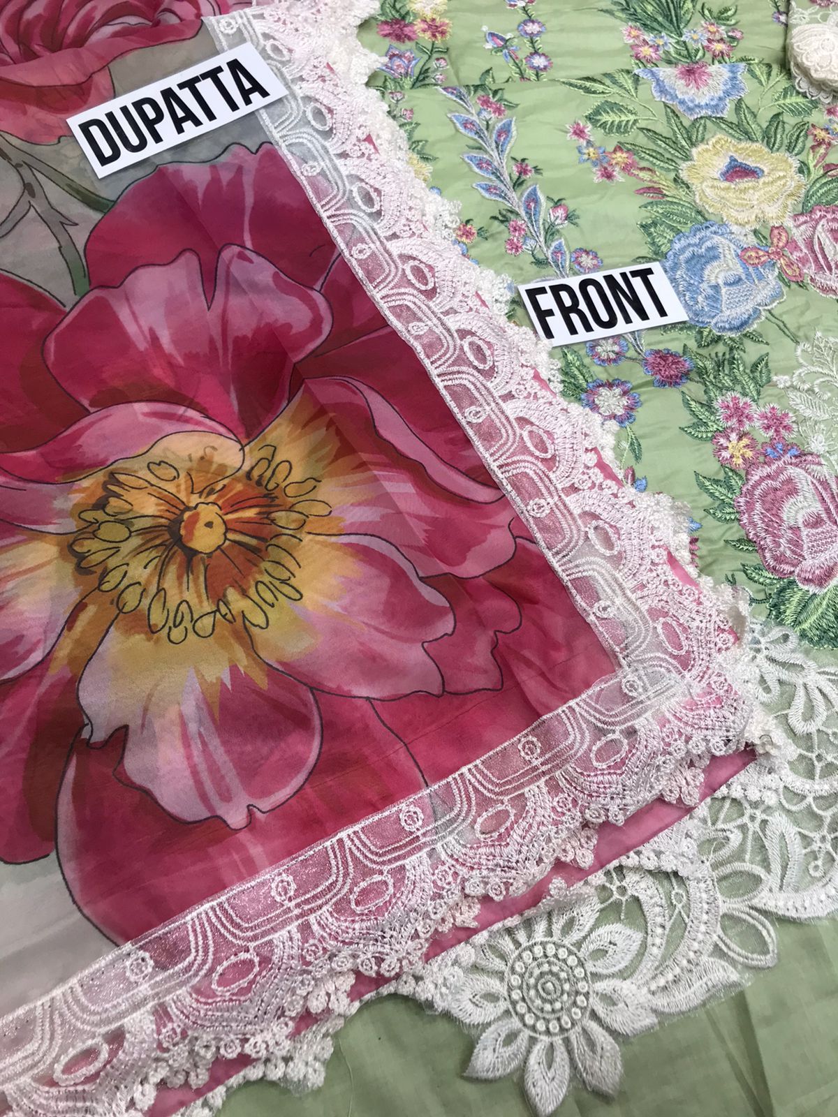 MUSHQ LUXURY EMBROIDERED LAWN - 3 PC UNSTITCHED