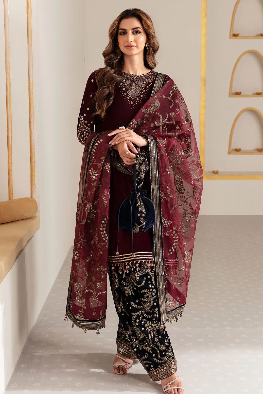 JAZMINE LUXURY WEDDING EMBROIDERED VELVET - 3 PC UNSTITCHED