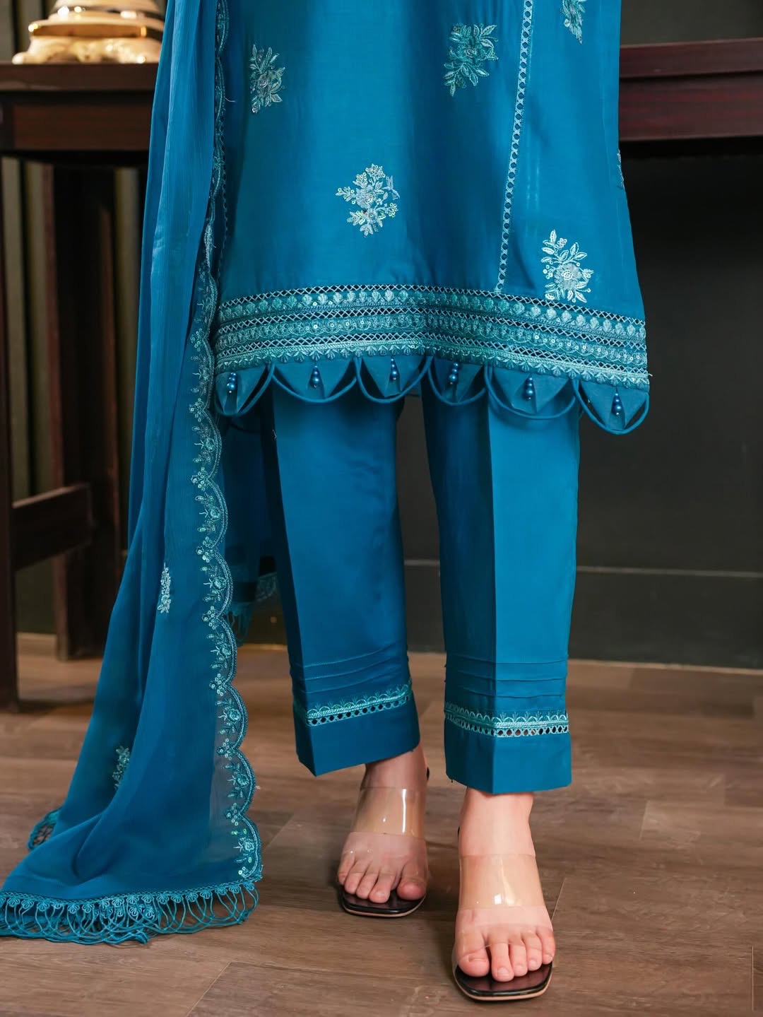 HOORAINS PRET EMBROIDERED COTTON - 3 PC STITCHED