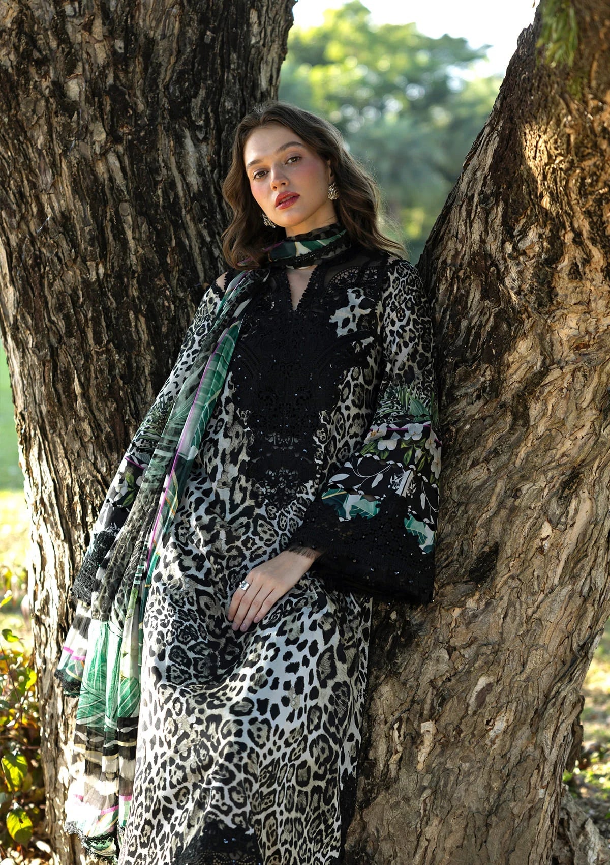 ELAF DIGITAL PRINTED EMBROIDERED LAWN - 3 PC UNSTITCHED