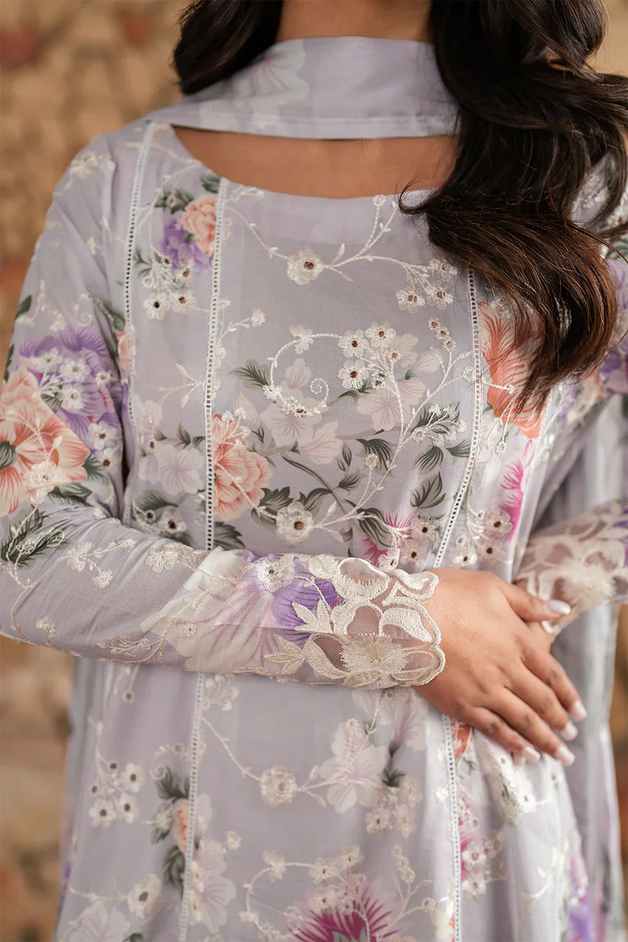 IZNIK EMBROIDERED LAWN - 3 PC UNSTITCHED