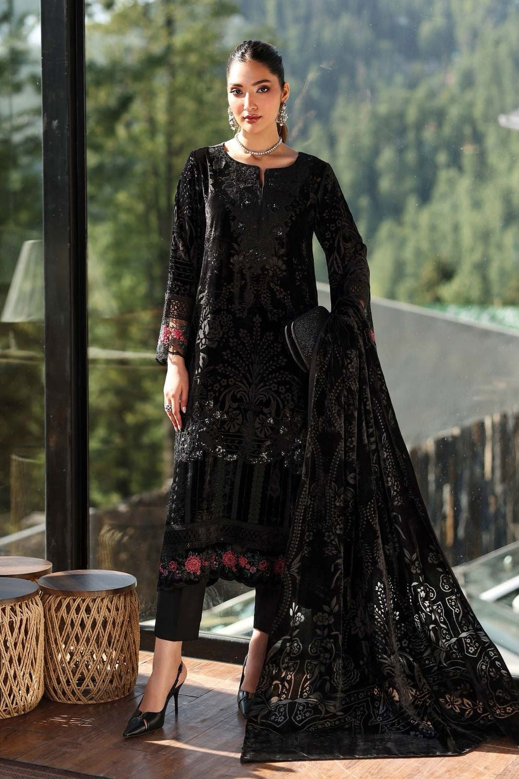 MARIA B PALACHI EMBROIDERED VELVET - 3 PC UNSTITCHED