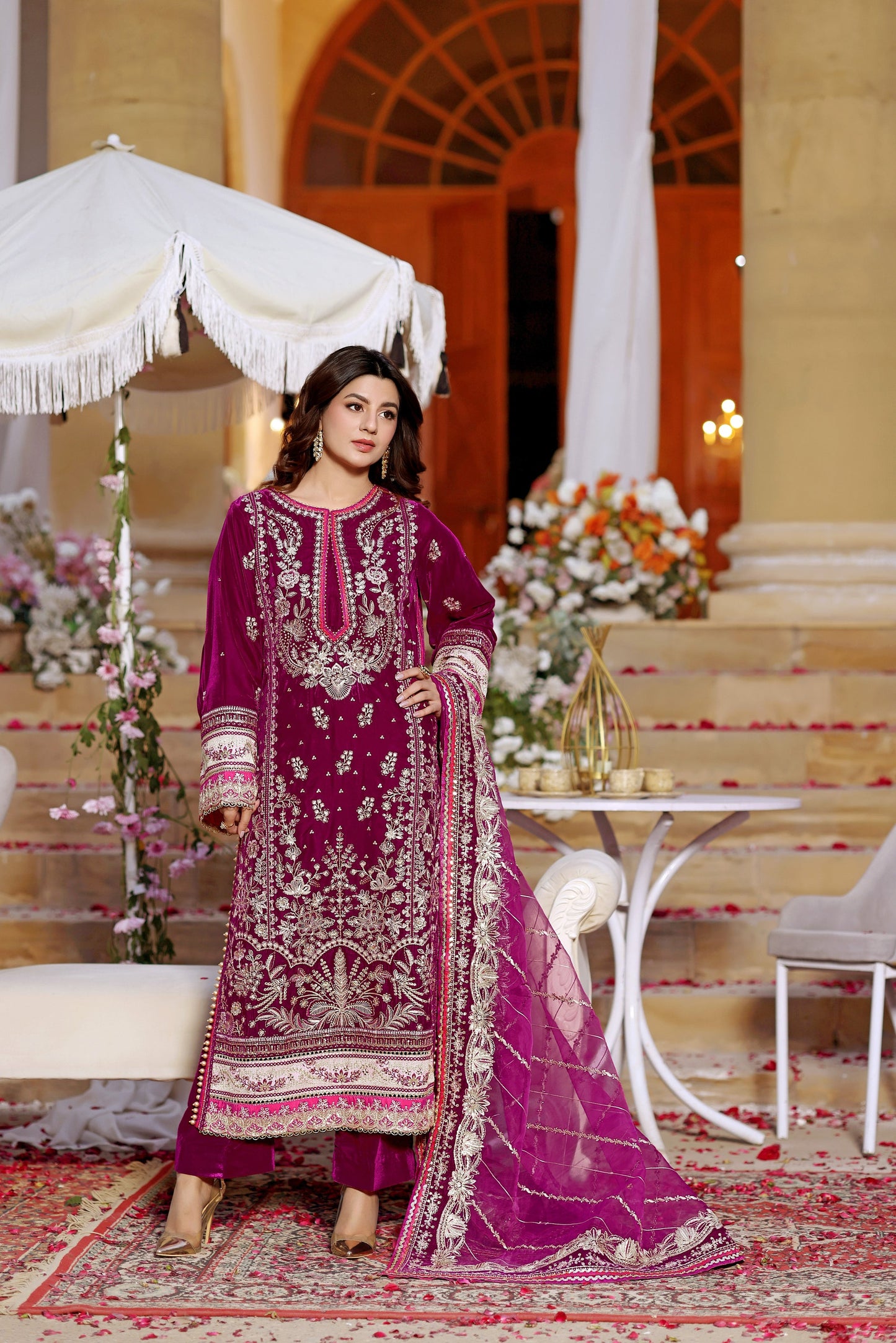 EMBROIDERED VELVET DRESS - 3 PC UNSTITCHED
