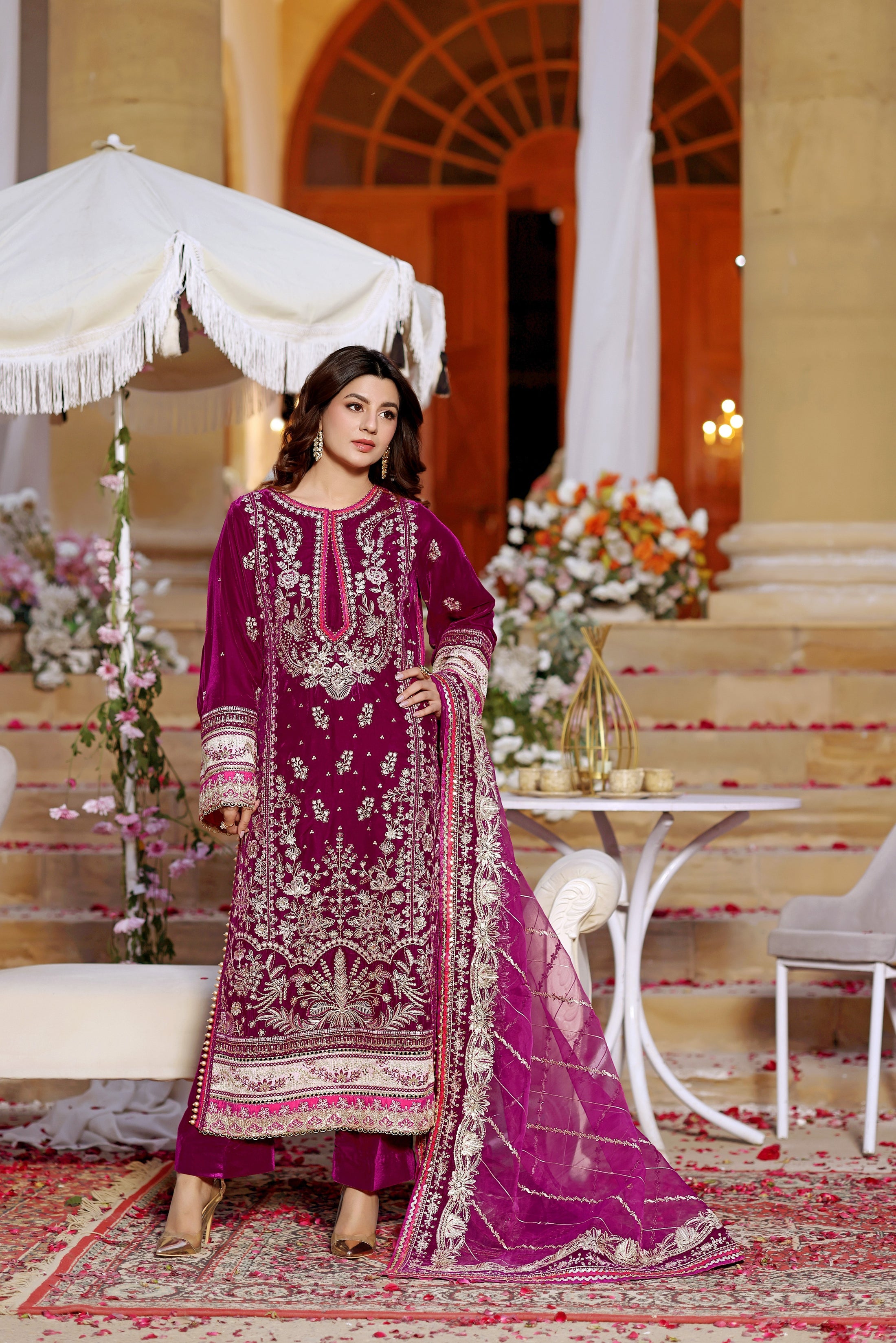 EMBROIDERED VELVET DRESS - 3 PC UNSTITCHED