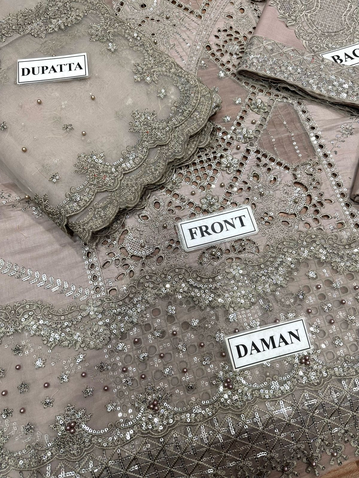 BIN ILYAS EMBROIDERED CHIKANKARI LAWN - 3 PC UNSTITCHED